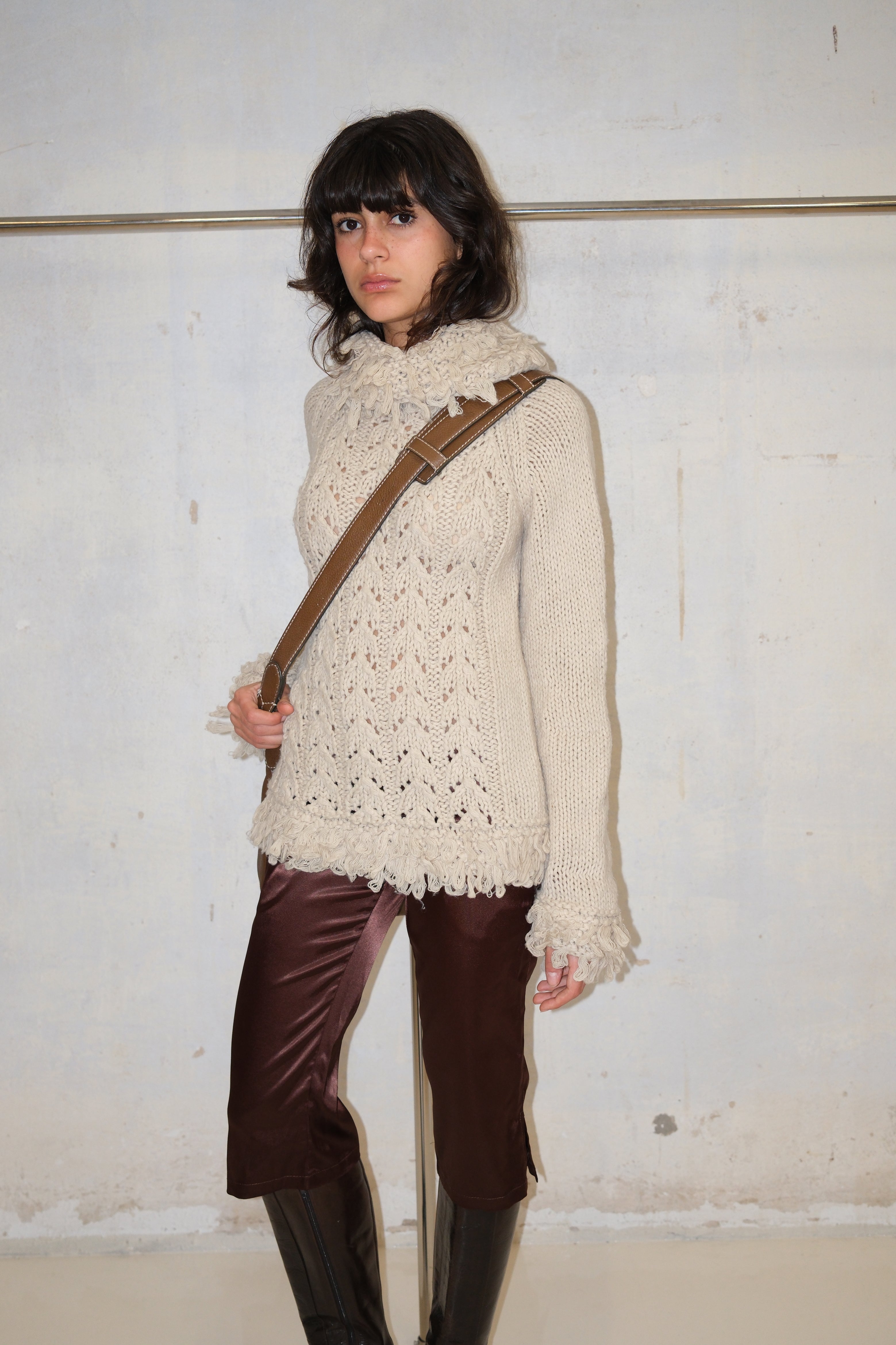 COZY WINTER OFF‑WHITE SWEATER TOP