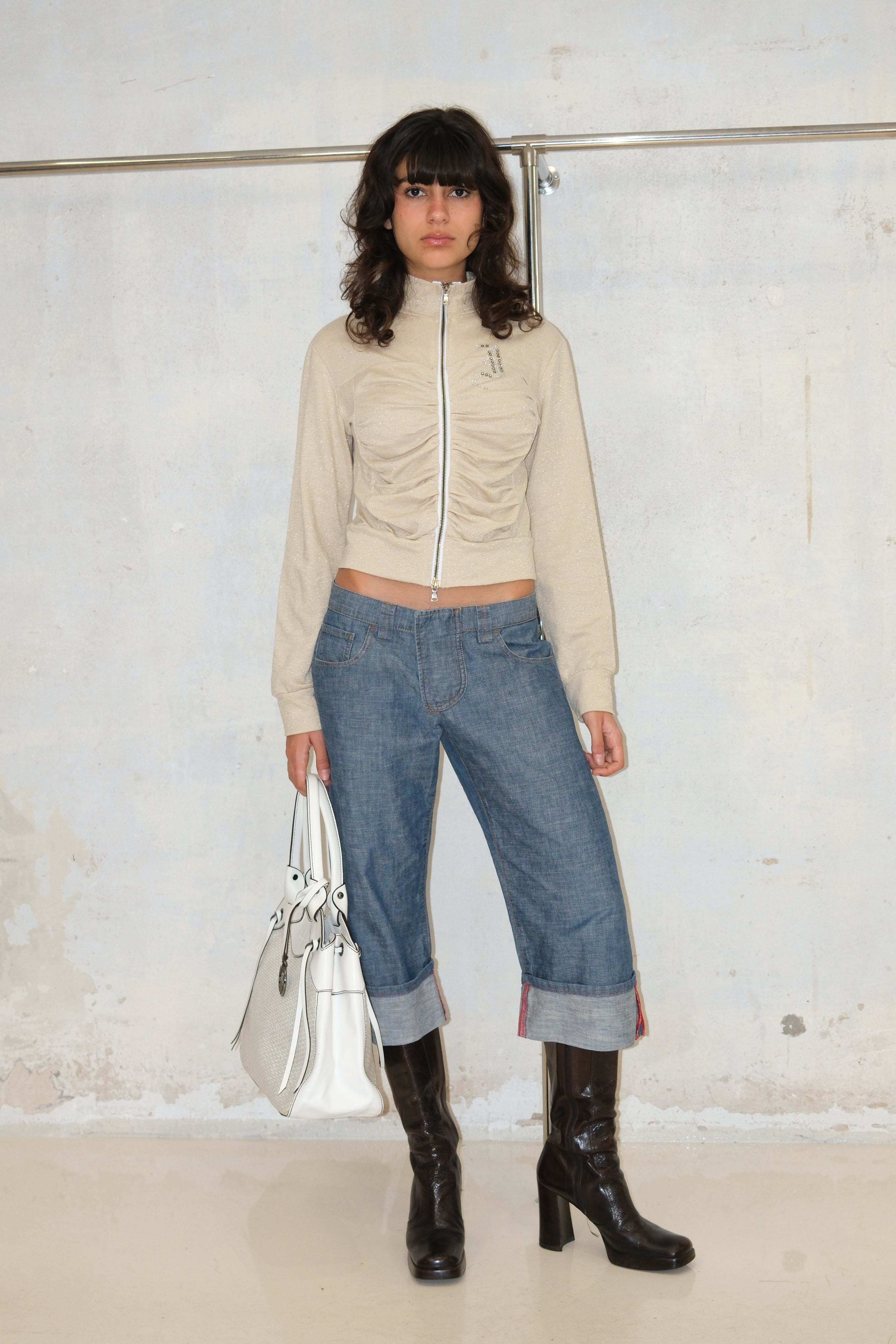 GLITTERY FRONT DETAIL TWO‑WAY ZIP TOP