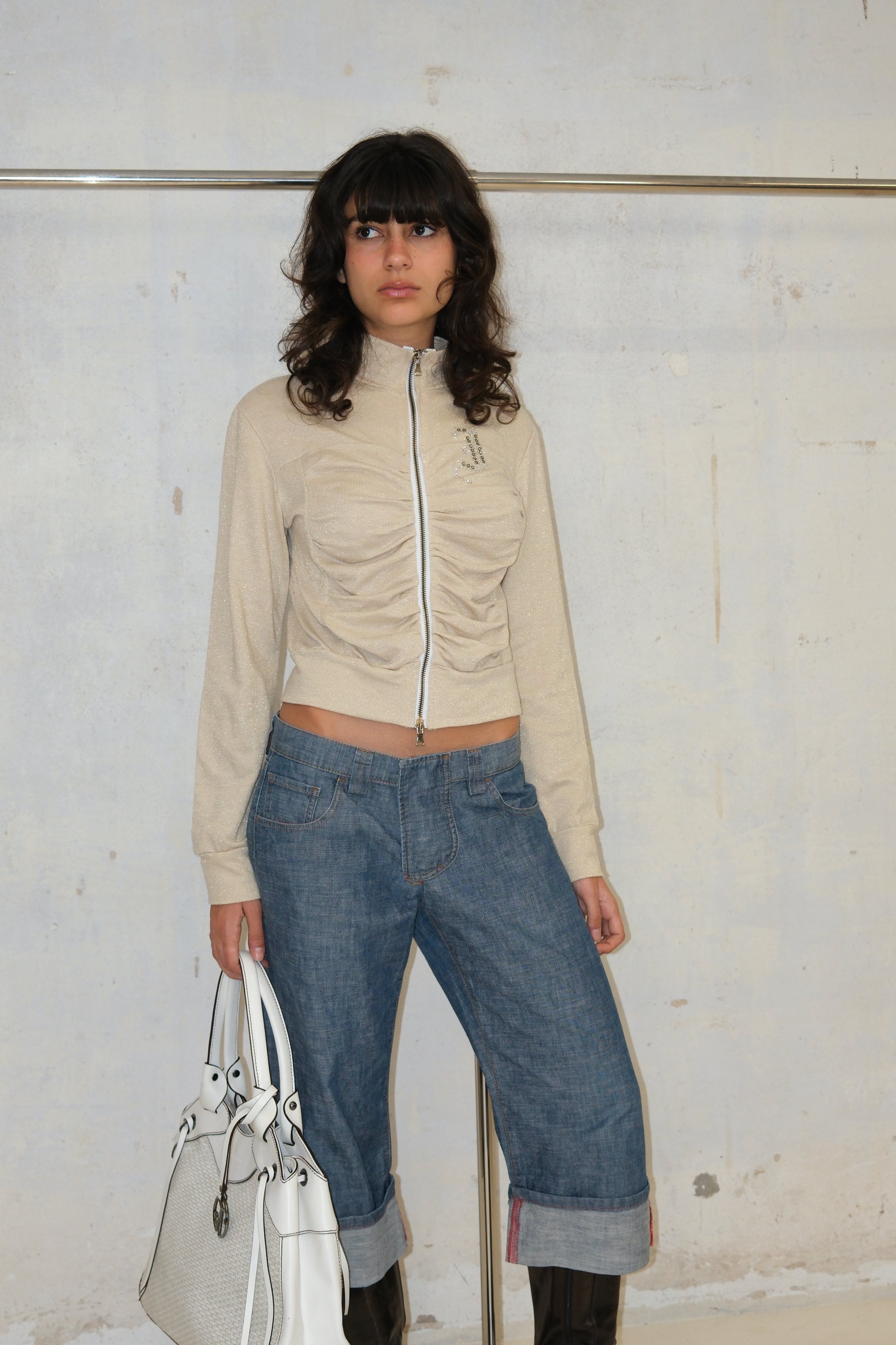 GLITTERY FRONT DETAIL TWO‑WAY ZIP TOP