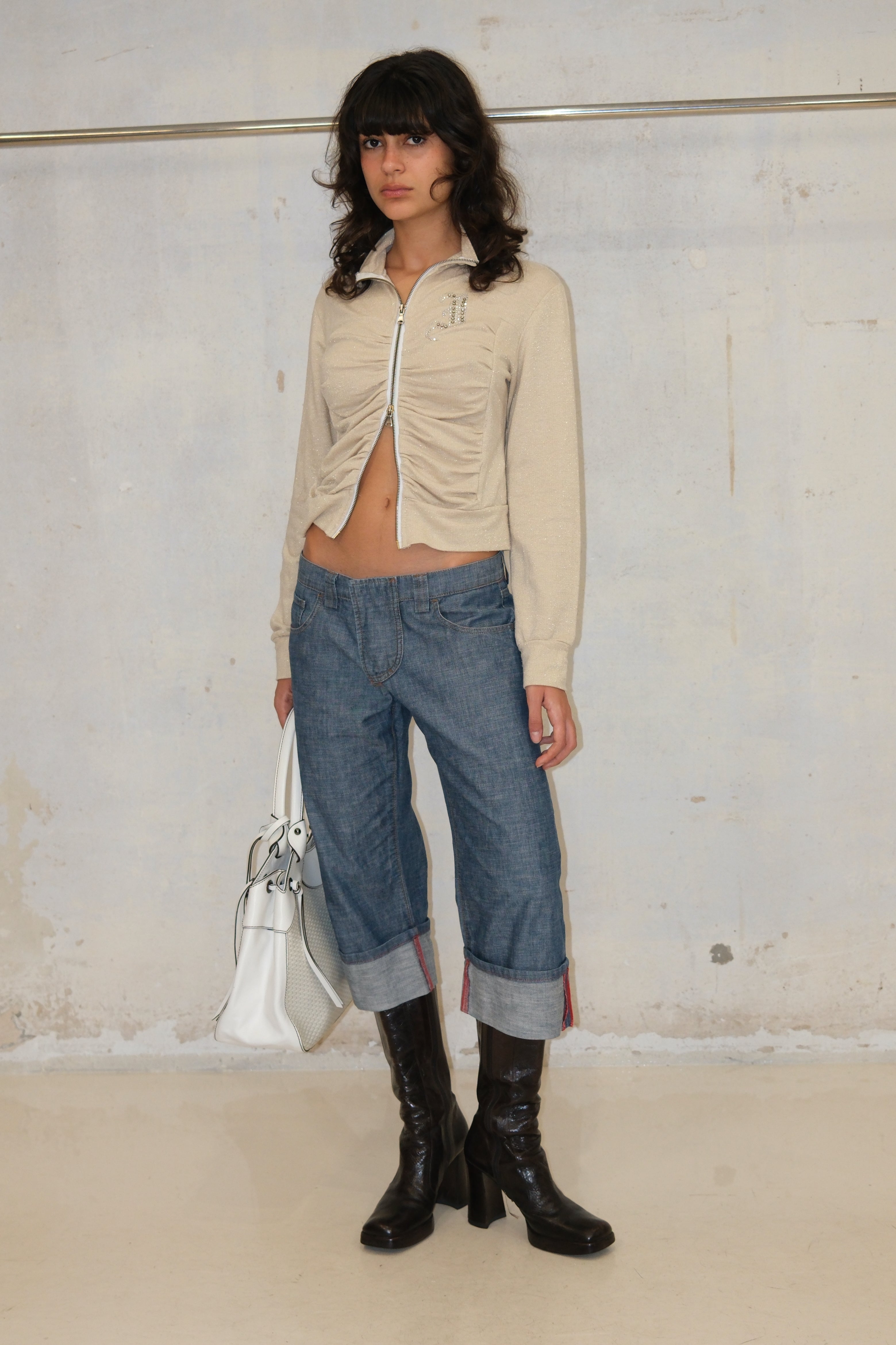 GLITTERY FRONT DETAIL TWO‑WAY ZIP TOP