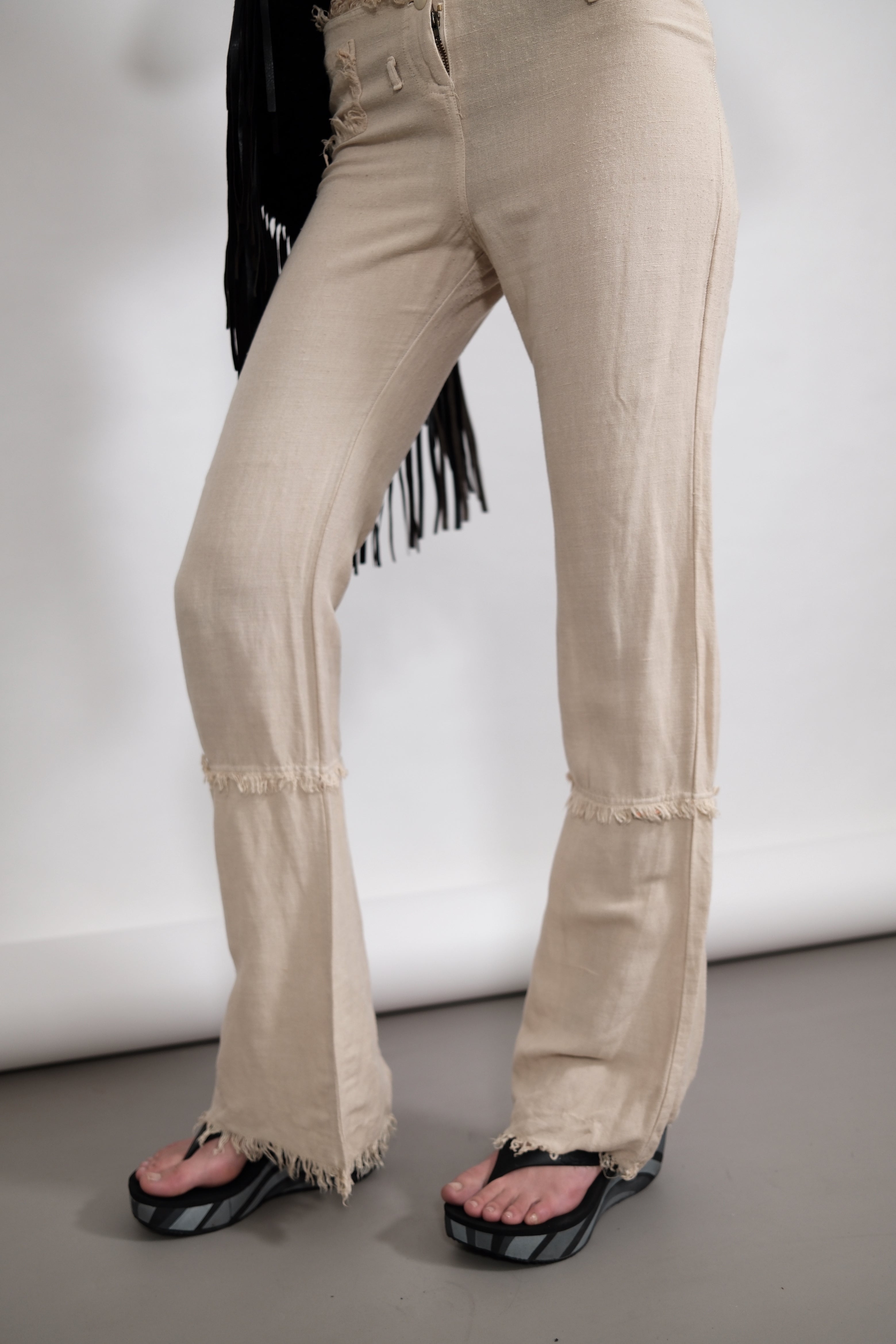 Low-Rise Soft Long Pants with Details Size 36