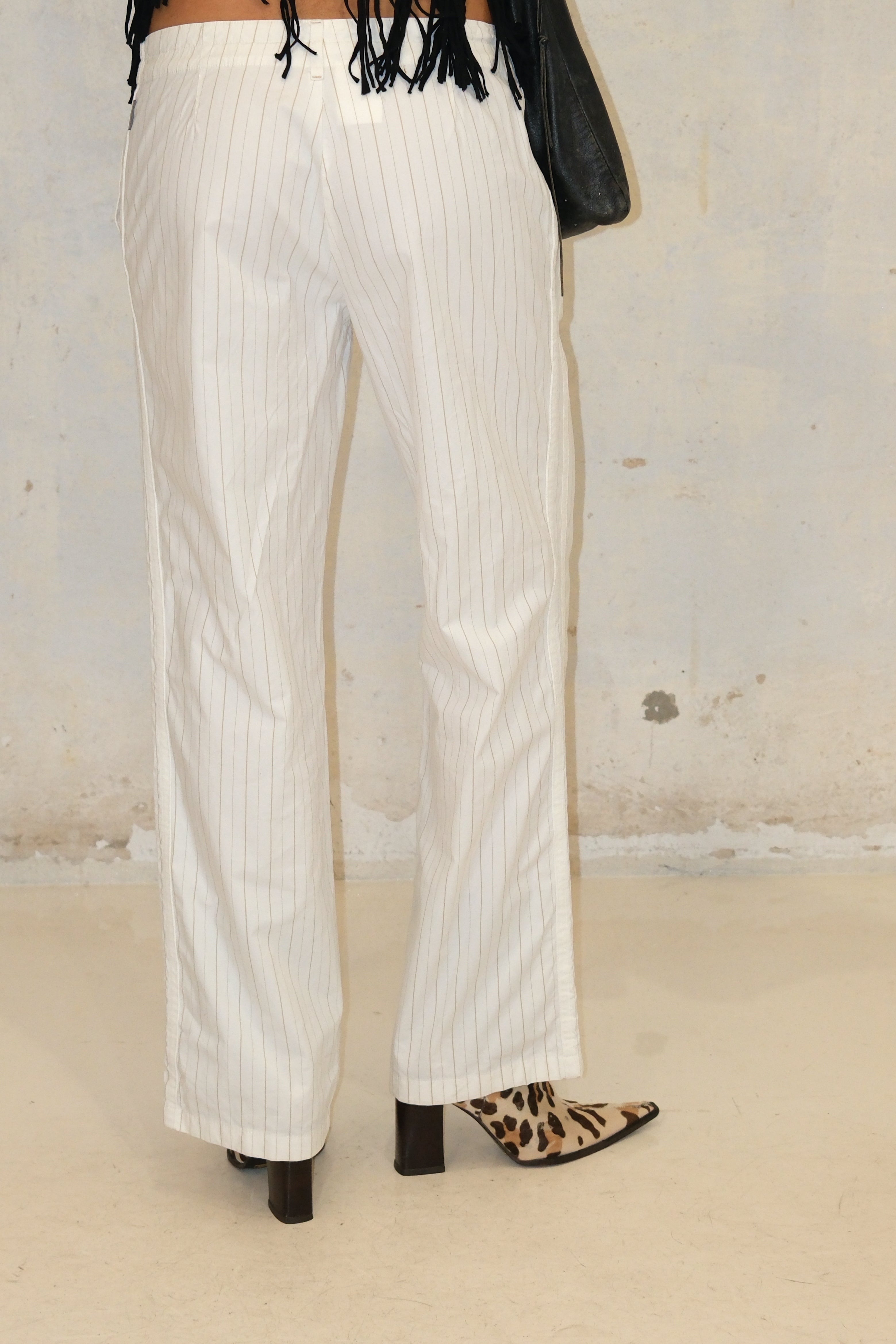 CLASSIC WHITE STRIPES PANTS 38