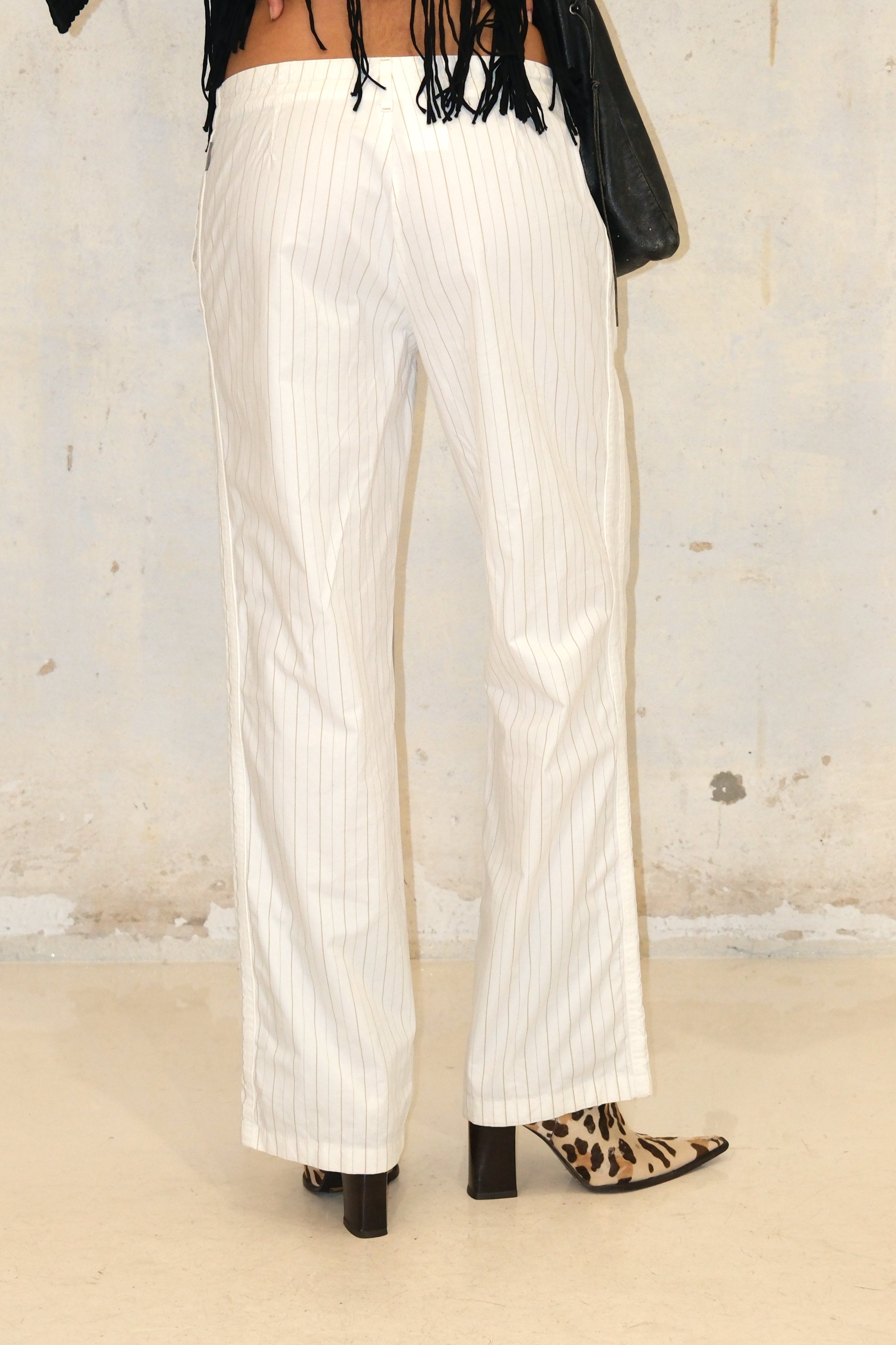 CLASSIC WHITE STRIPES PANTS 38