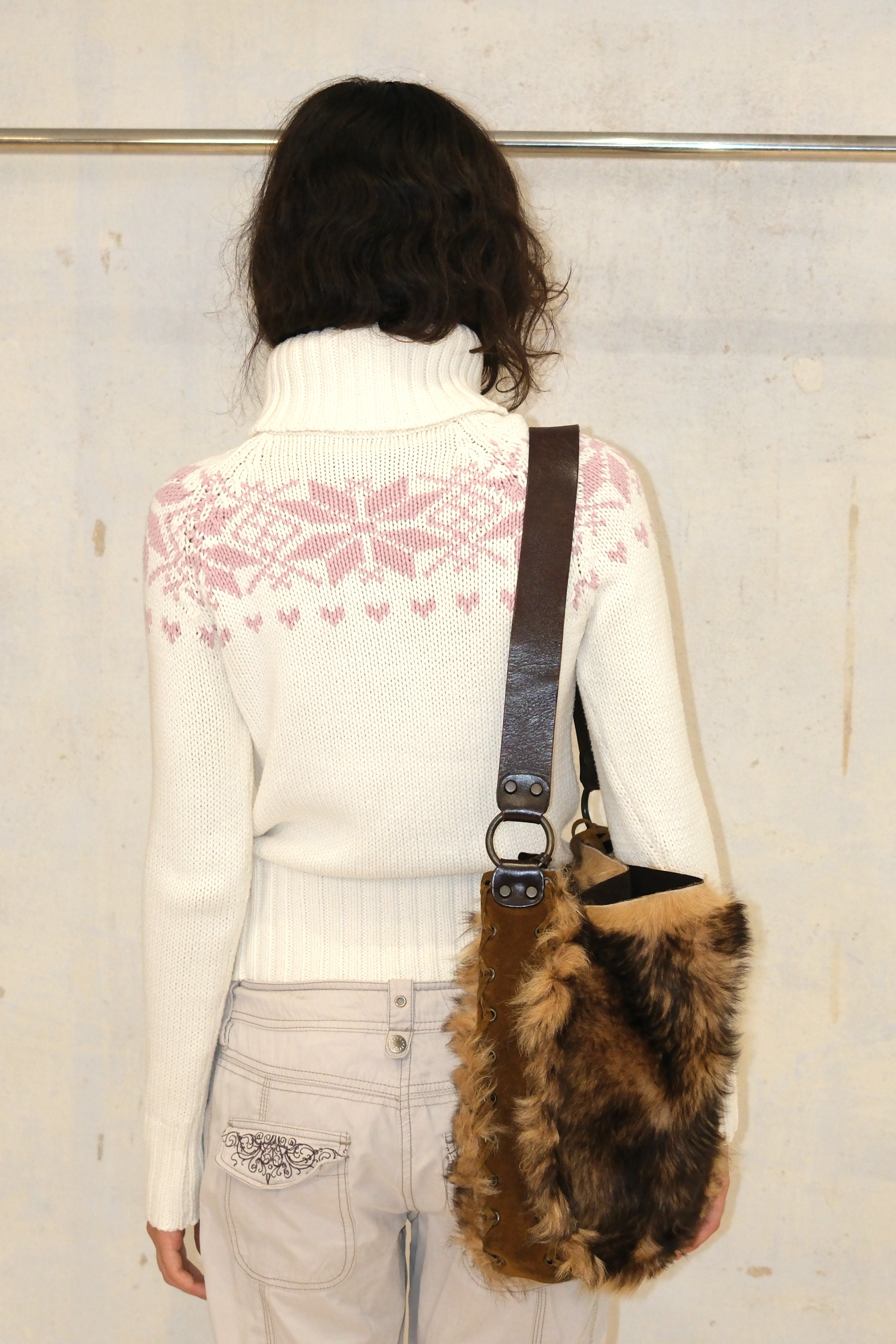 PINK SNOWFLAKES ZIP SWEATER TOP