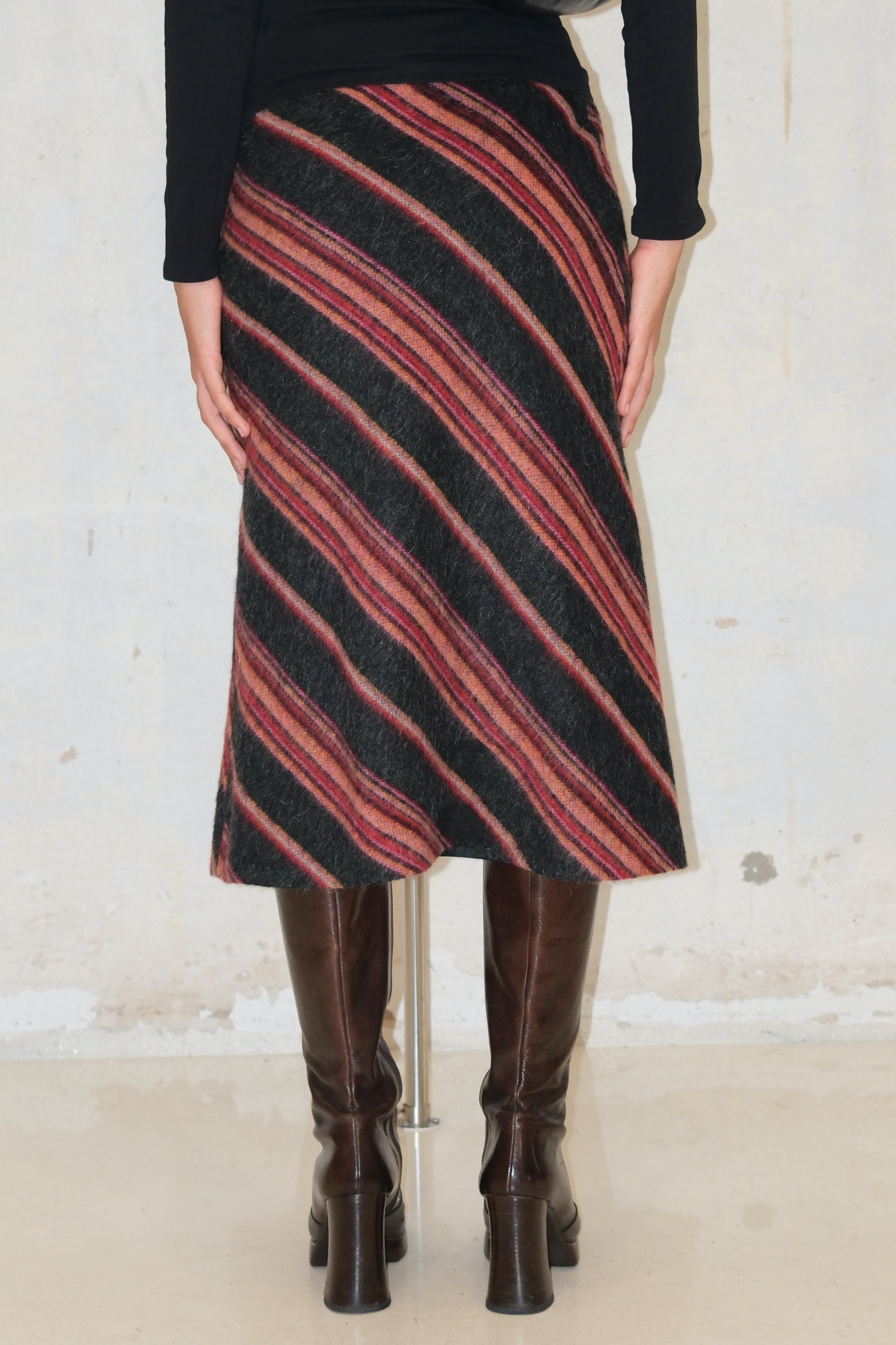 KOOKAI KNIT MID SKIRT