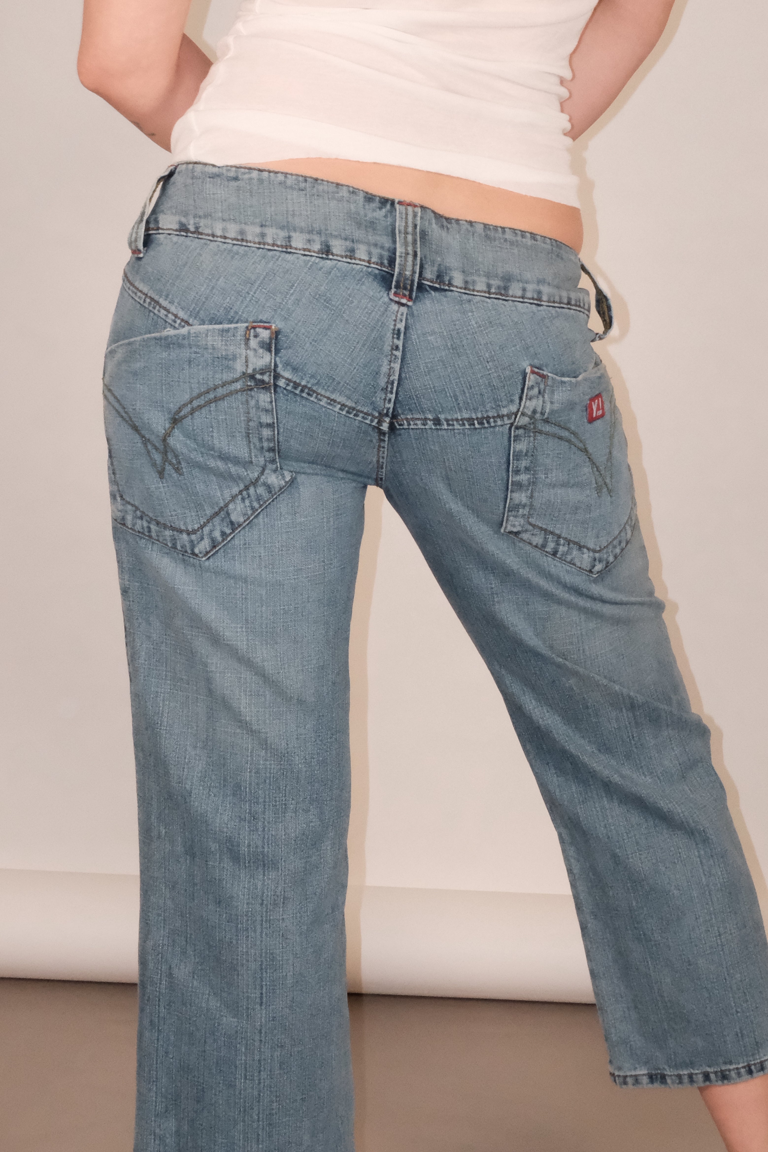 Low-Rise Cropped Jeans Size 40-42