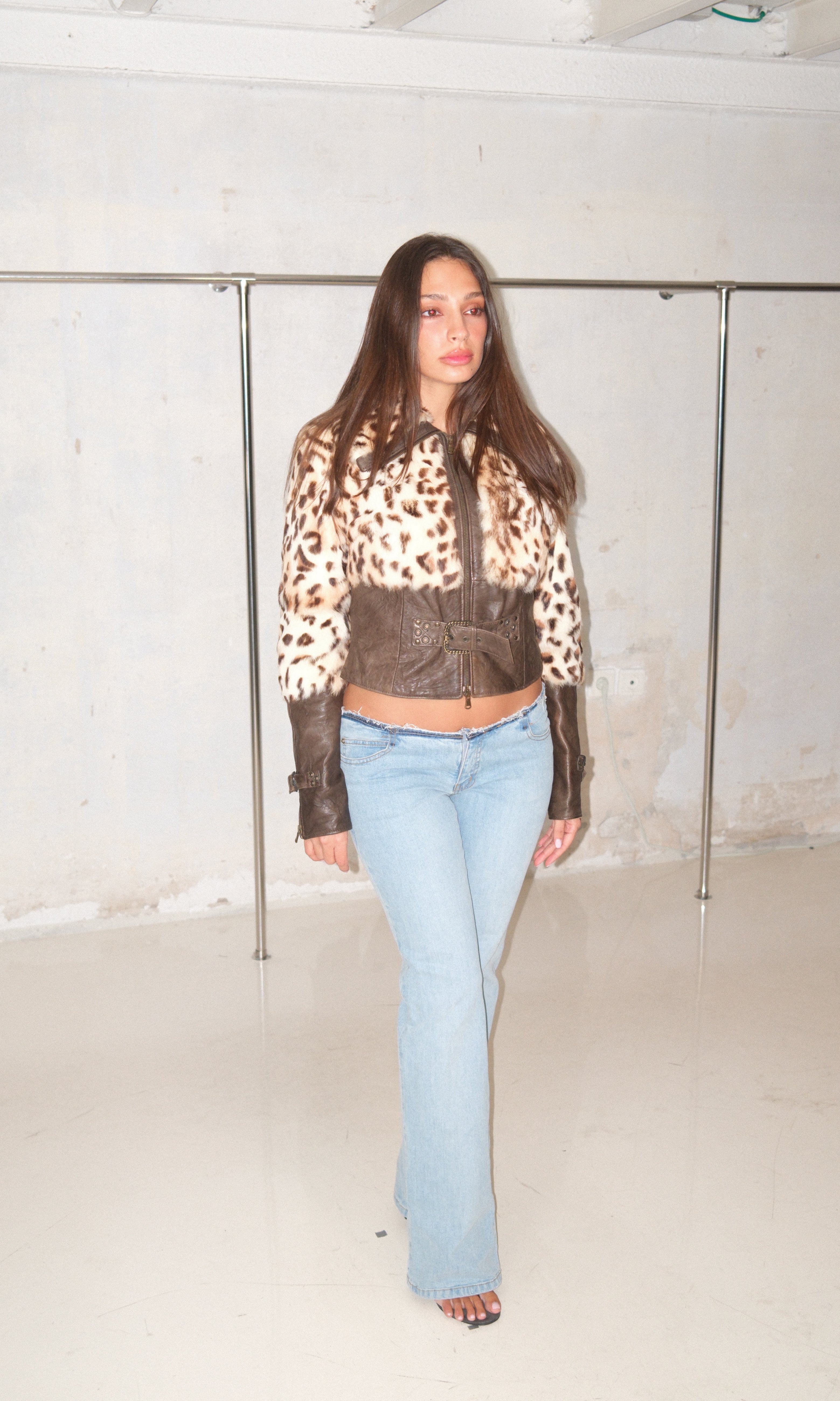 Ultra Low-Rise Flared Jeans With Light Wash Size 36