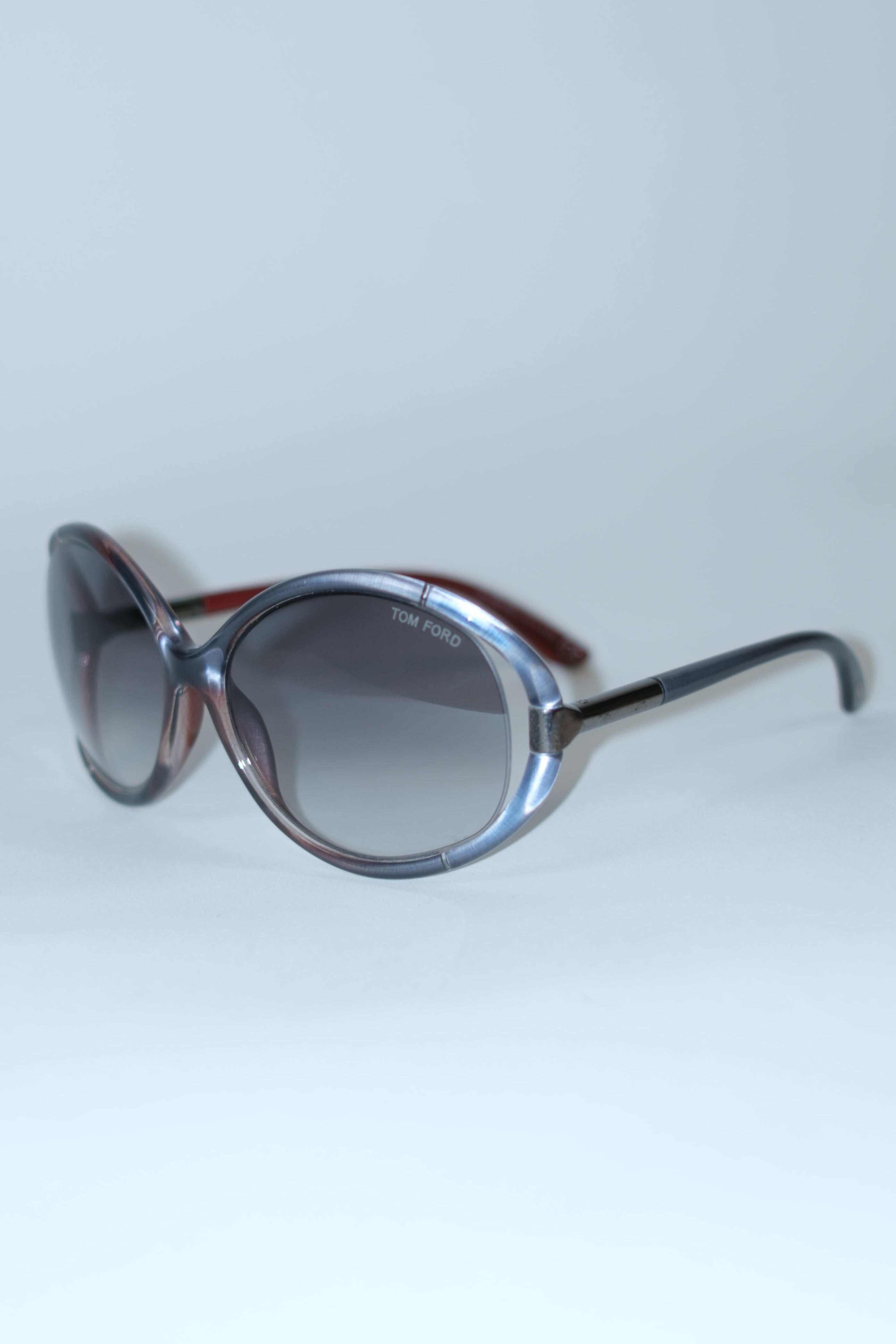 TOM FORD OVERSIZED BLUE SUNGLASSES WITH BURGUNDY ACCENTS