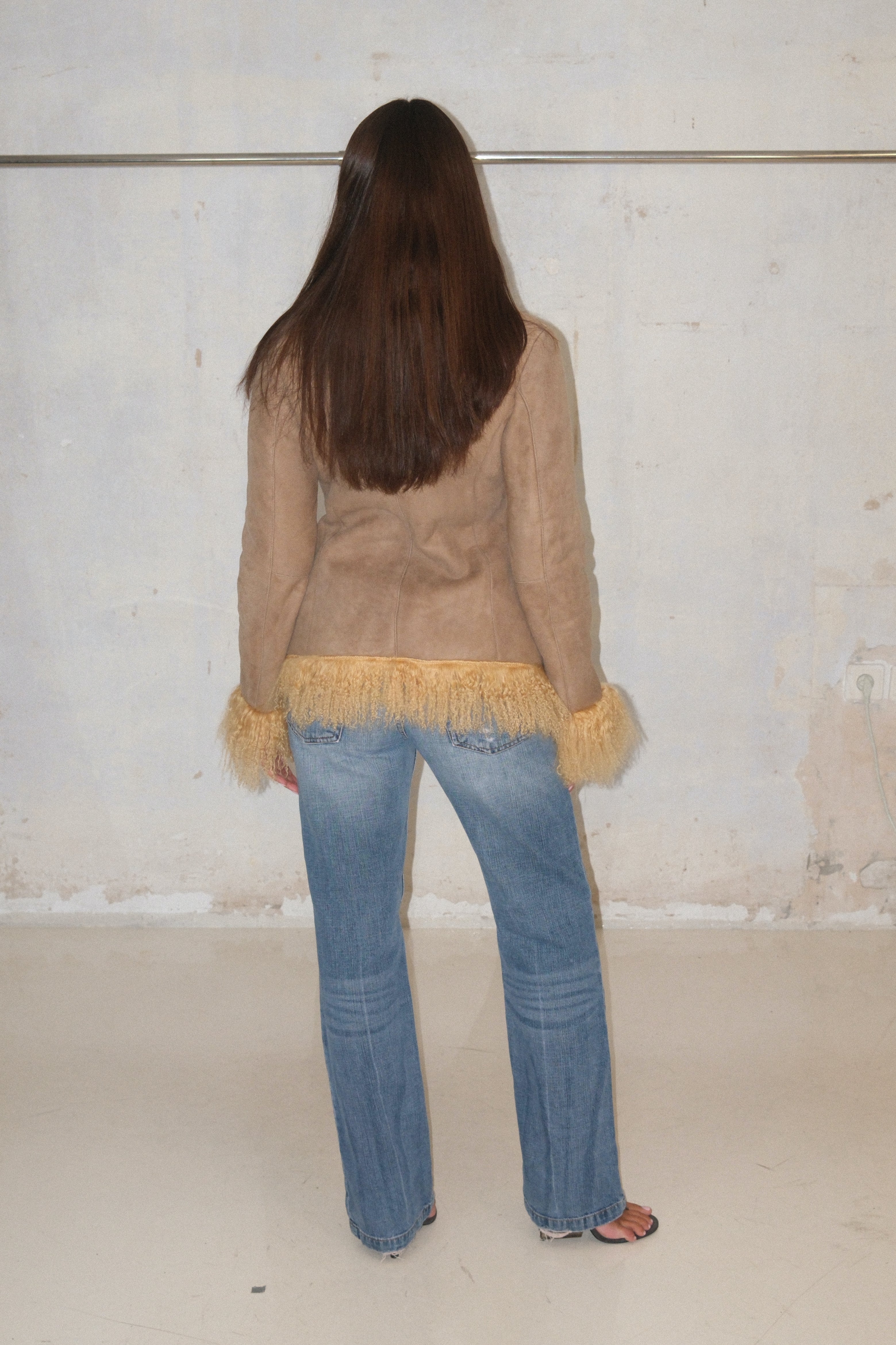 Low-Rise Classic Jeans With Belted Waistline Size 36-38