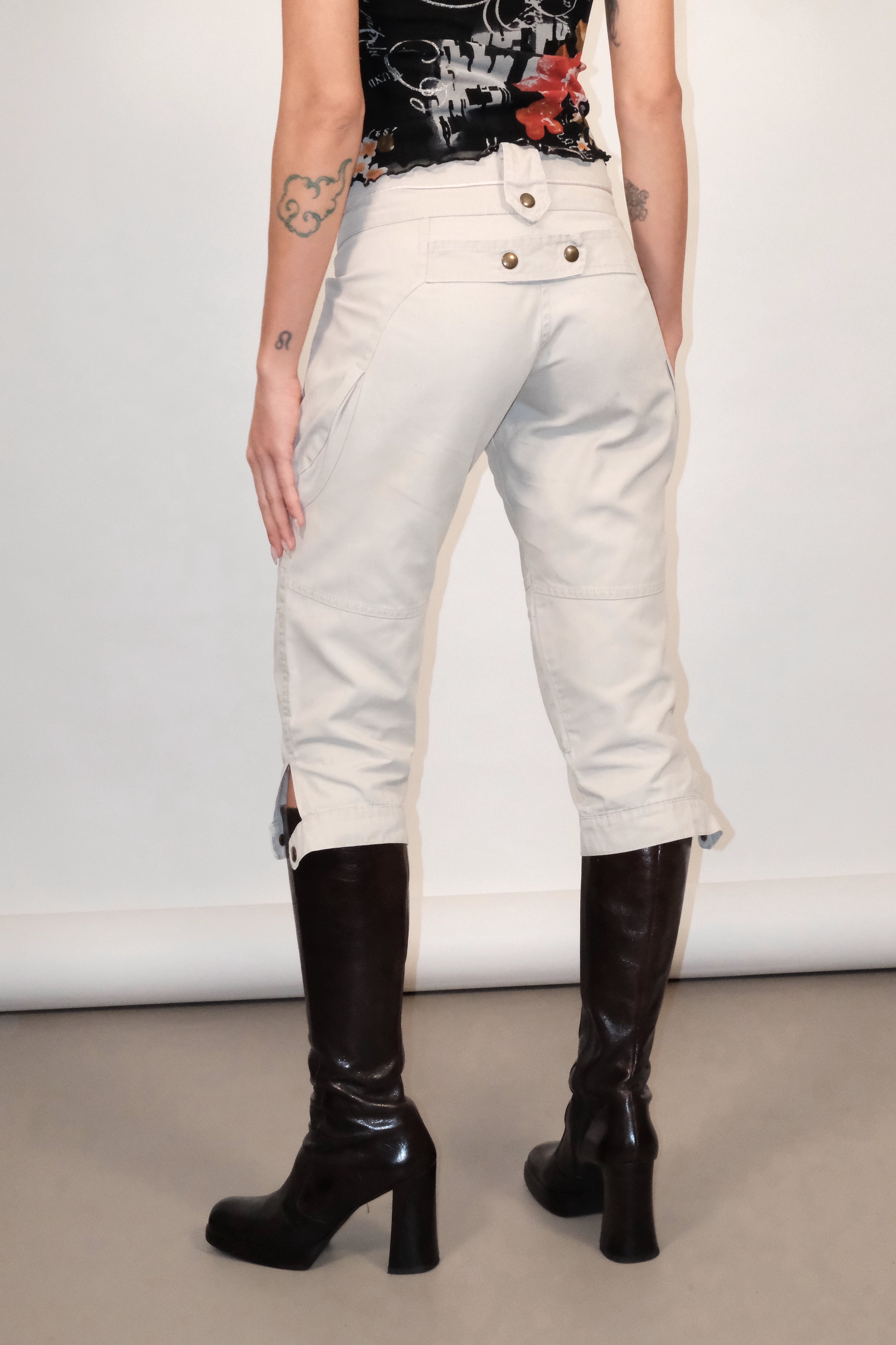 Beige Bermuda Pants Size 37-38