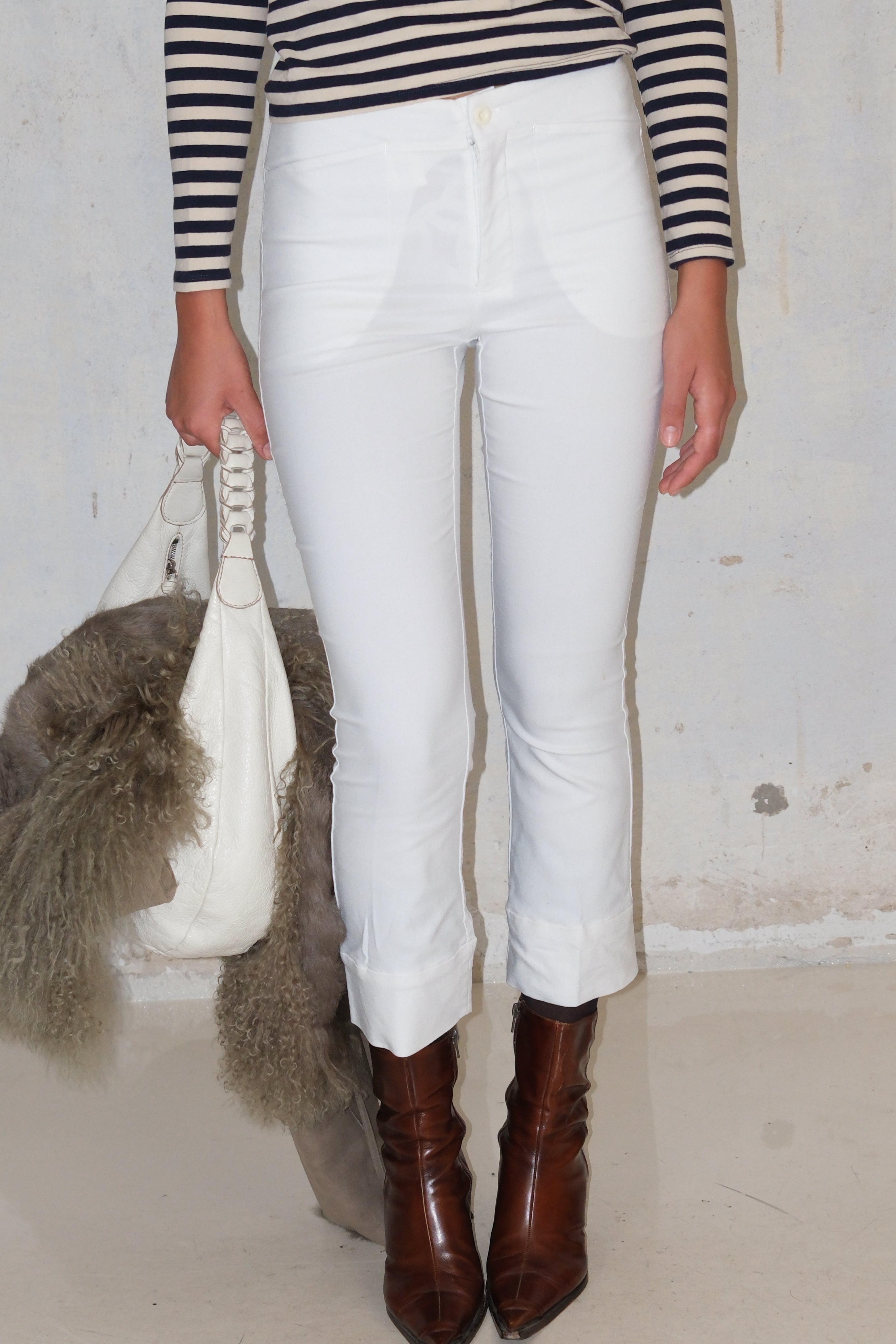 LONG LOW RISE WHITE PANTS WITH POCKETS SIZE 36