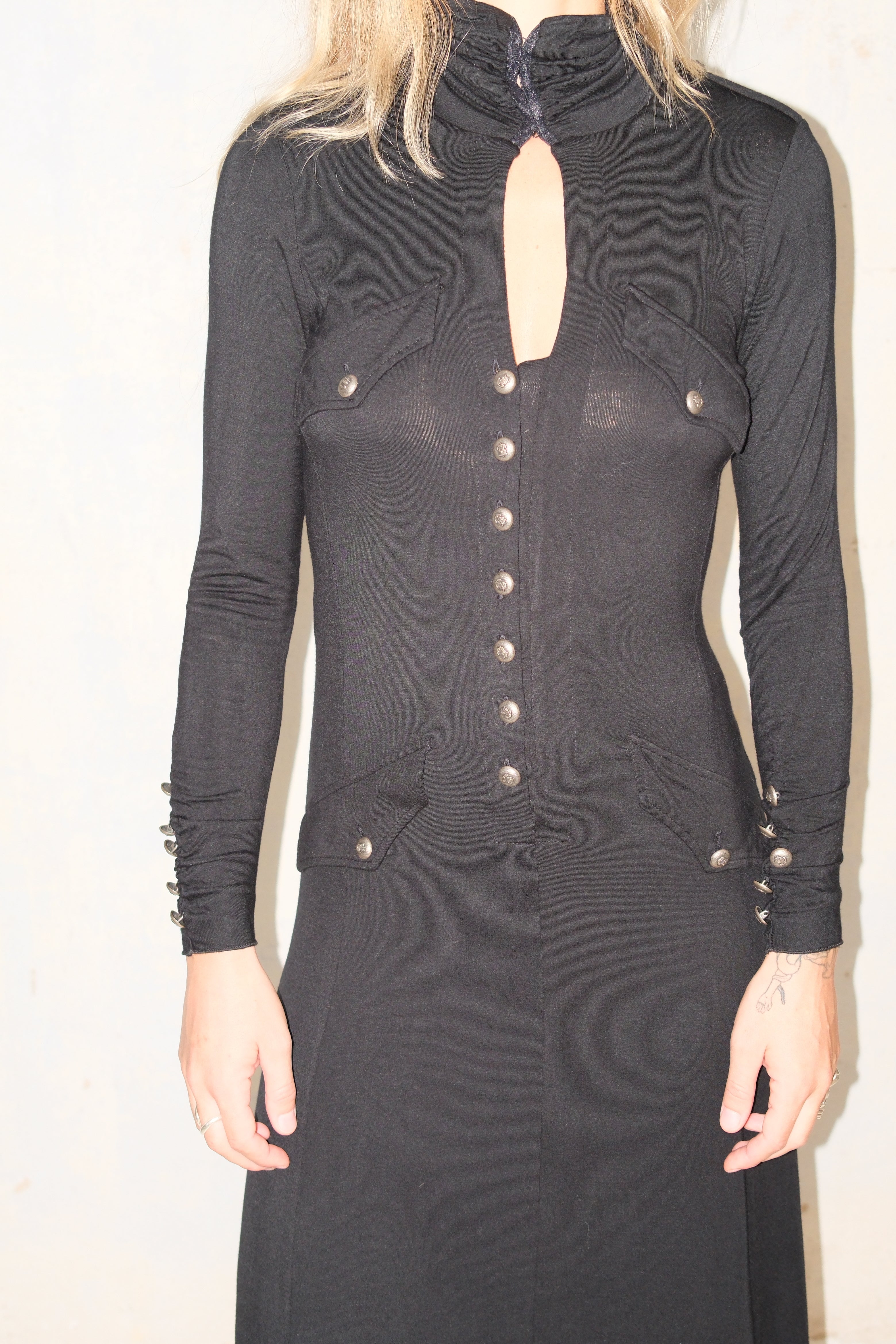 HALTER MID DRESS WITH SILVER BUTTONS