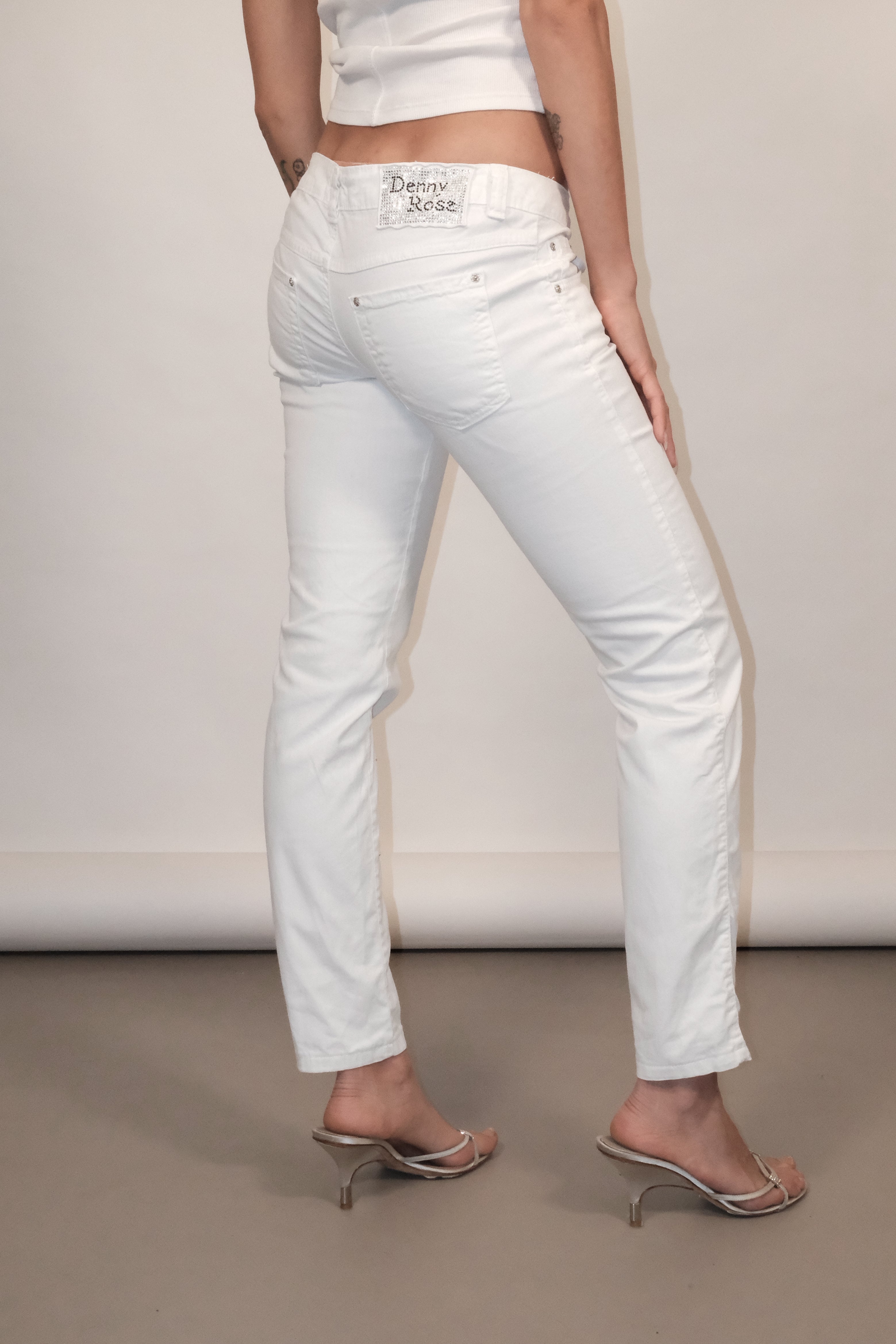 Denny Rose White Low-Rise Jeans Size 36