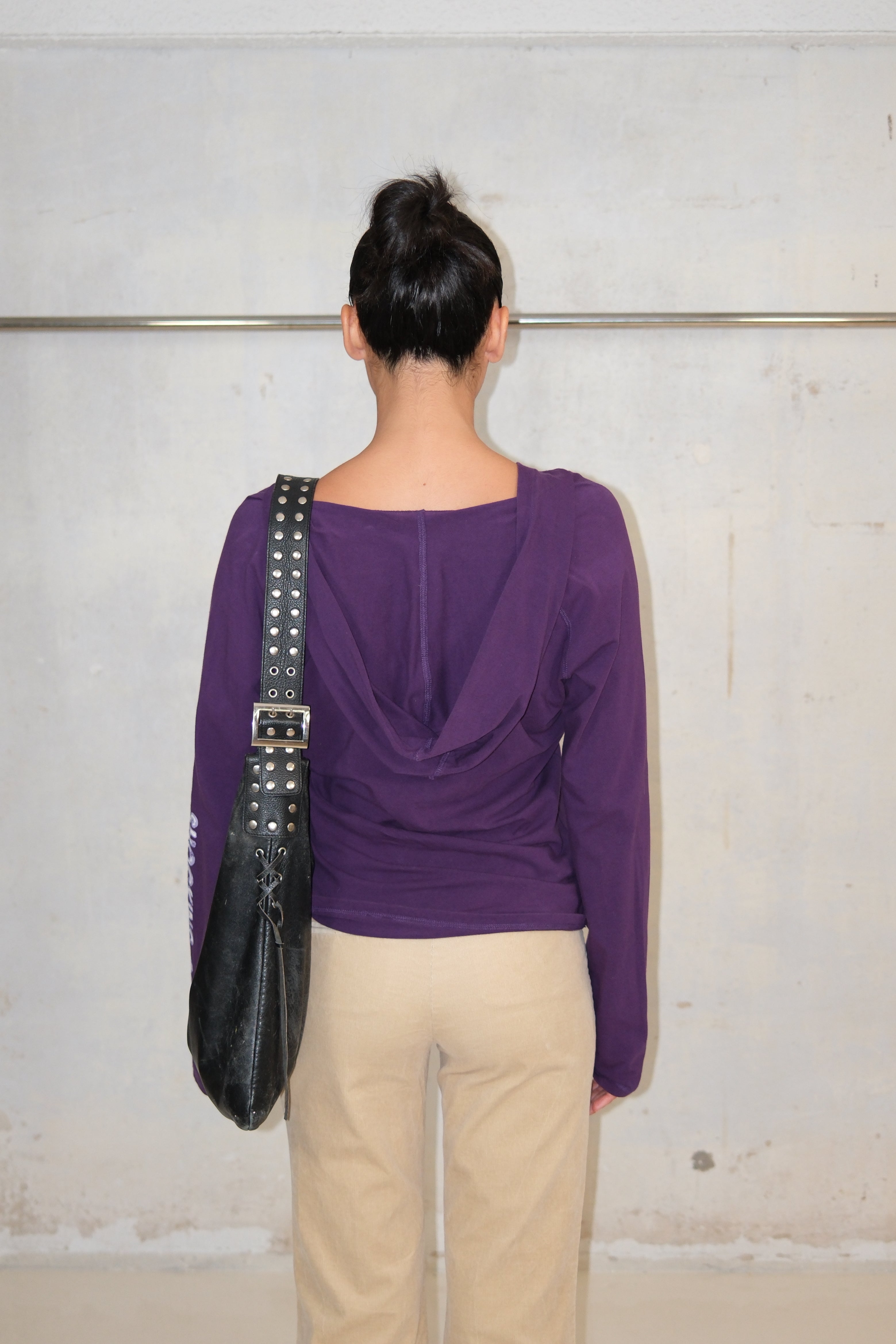 ‘SHOCKING CHIC׳ PURPLE GRAPHIC HOODIE TOP