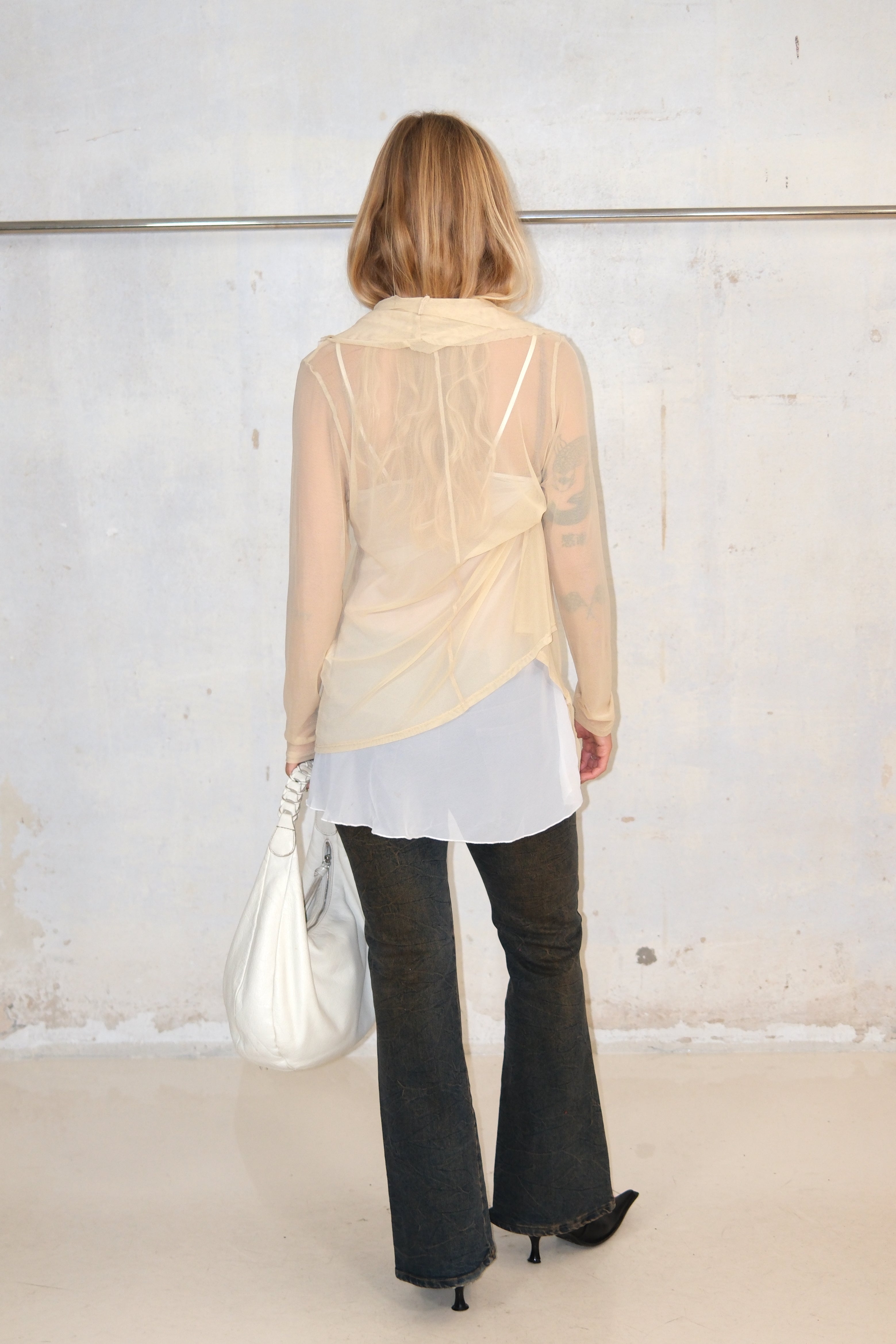 SOFT CREAM LIGHTWEIGHT SHEER CARDIGAN