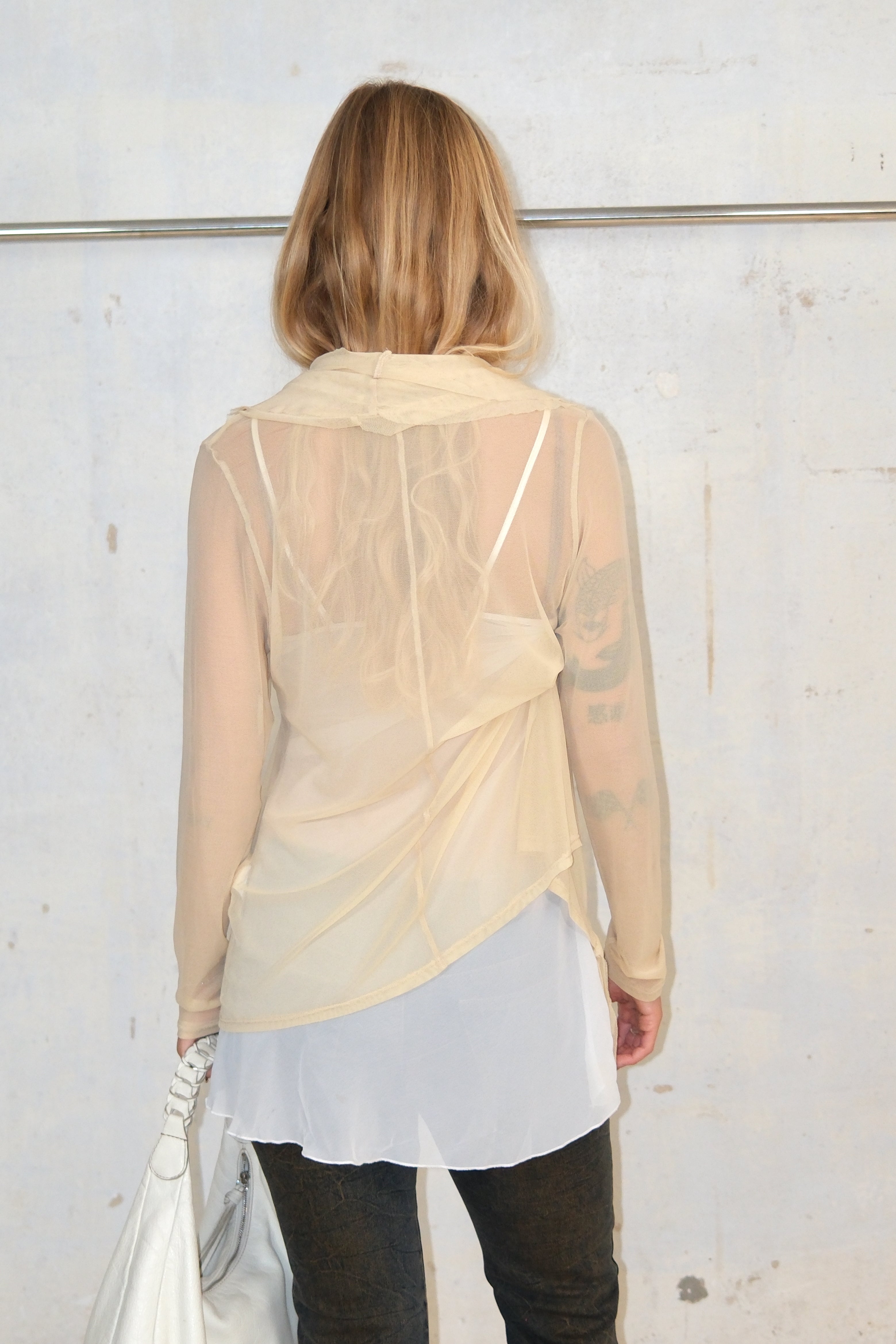 SOFT CREAM LIGHTWEIGHT SHEER CARDIGAN