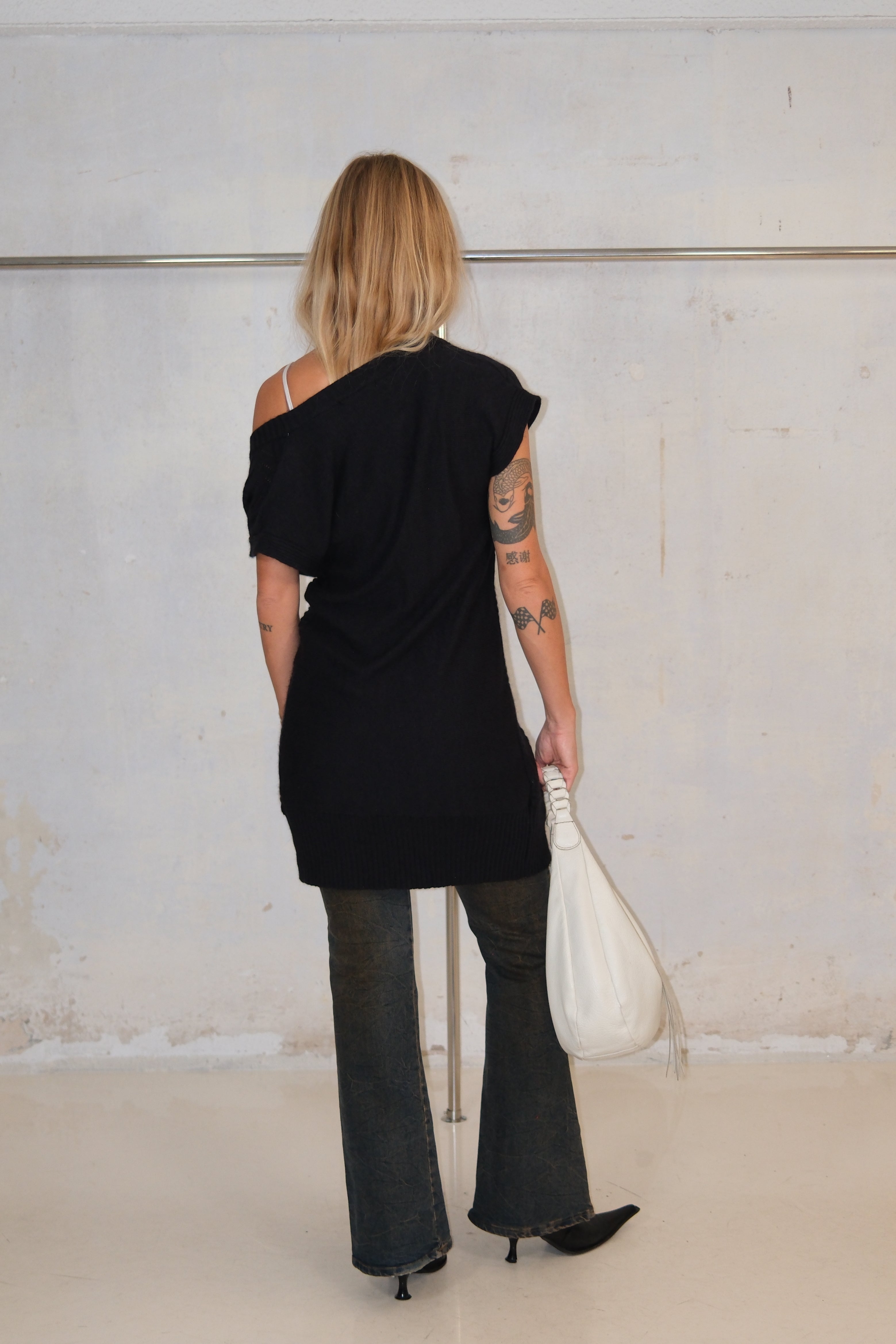 COZY CUTE BUTTONED KNIT CARDIGAN