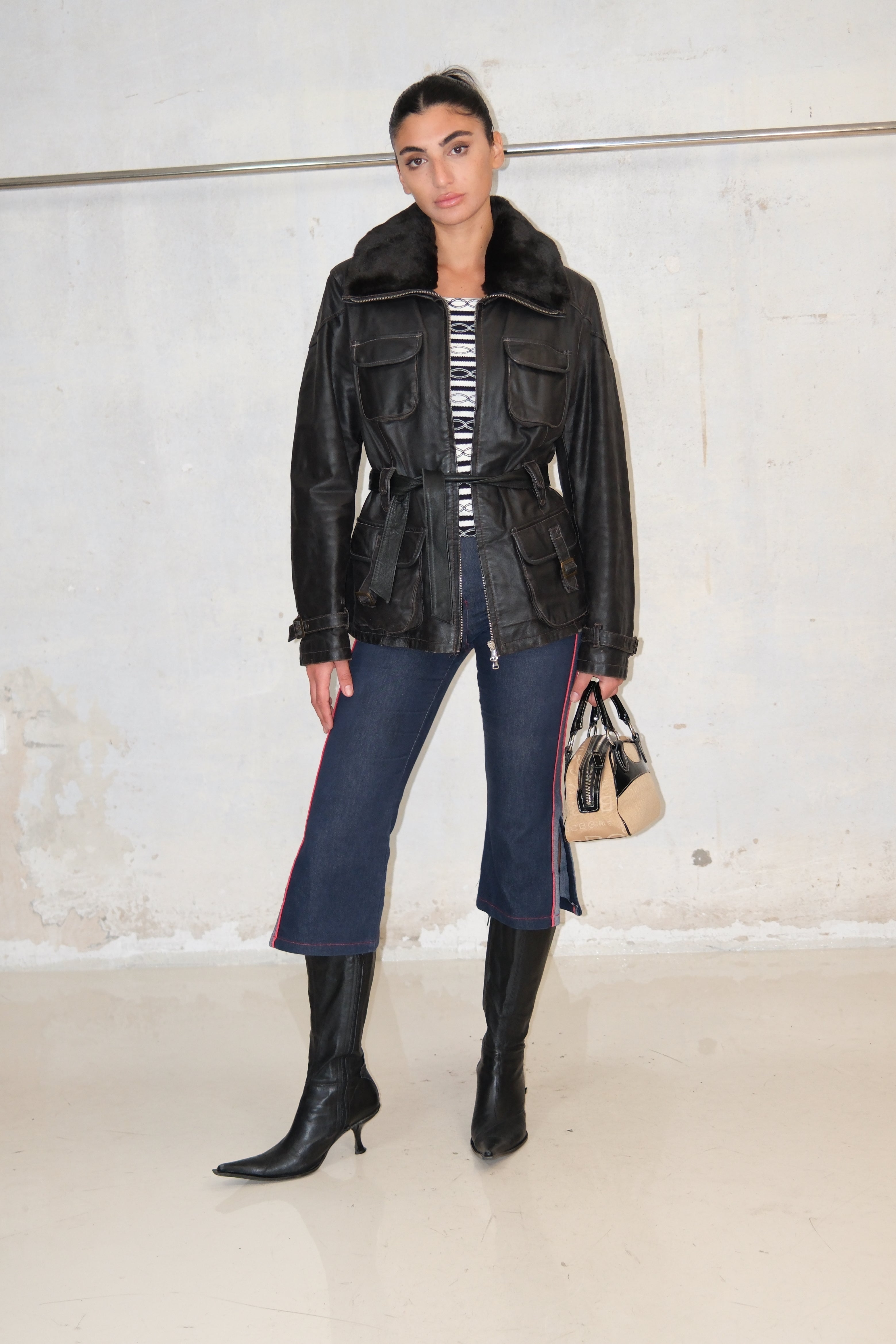 BLACK LEATHER MID LENGTH TRENCH WITH FUR