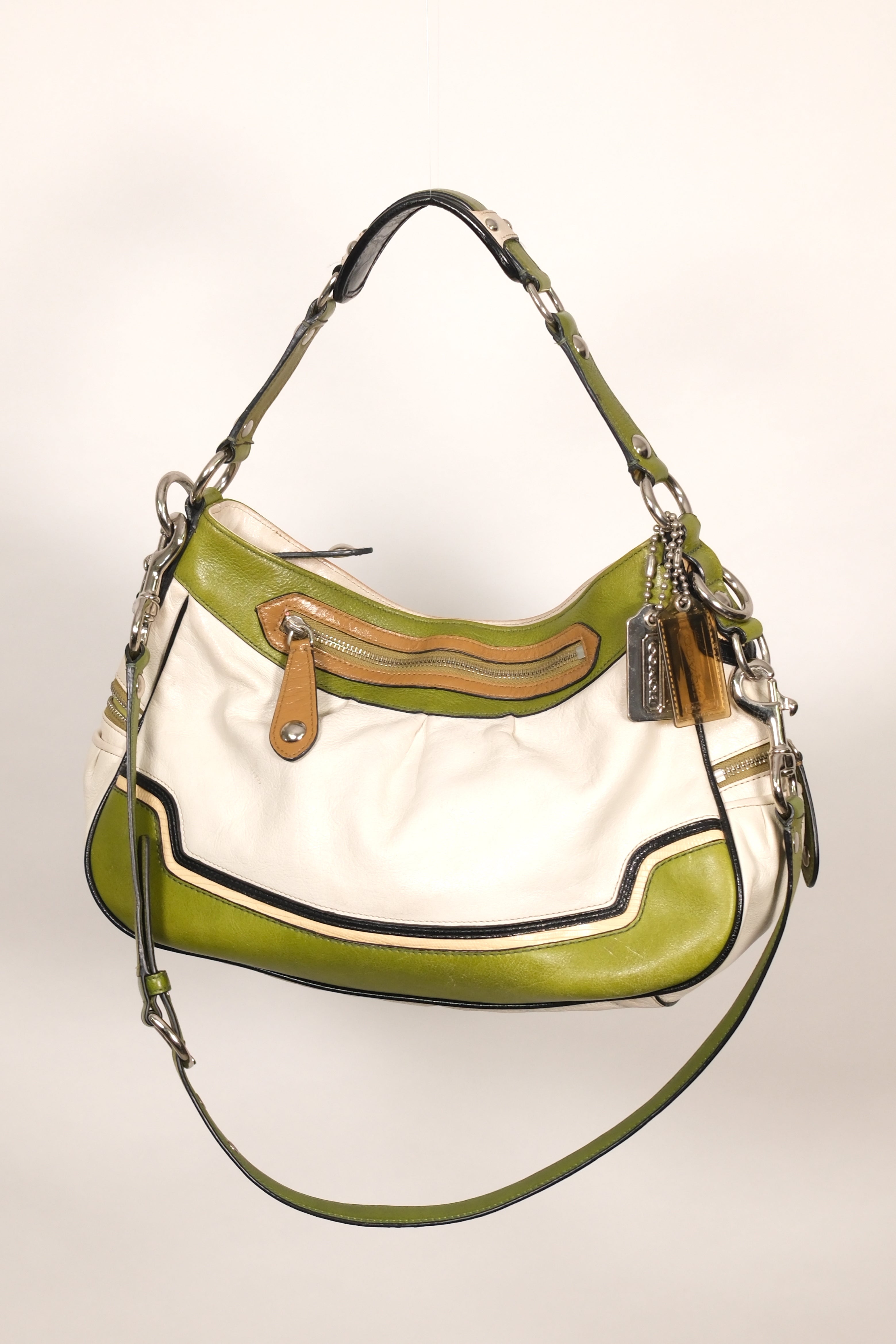 Coach White And Green Leather Shoulder bag