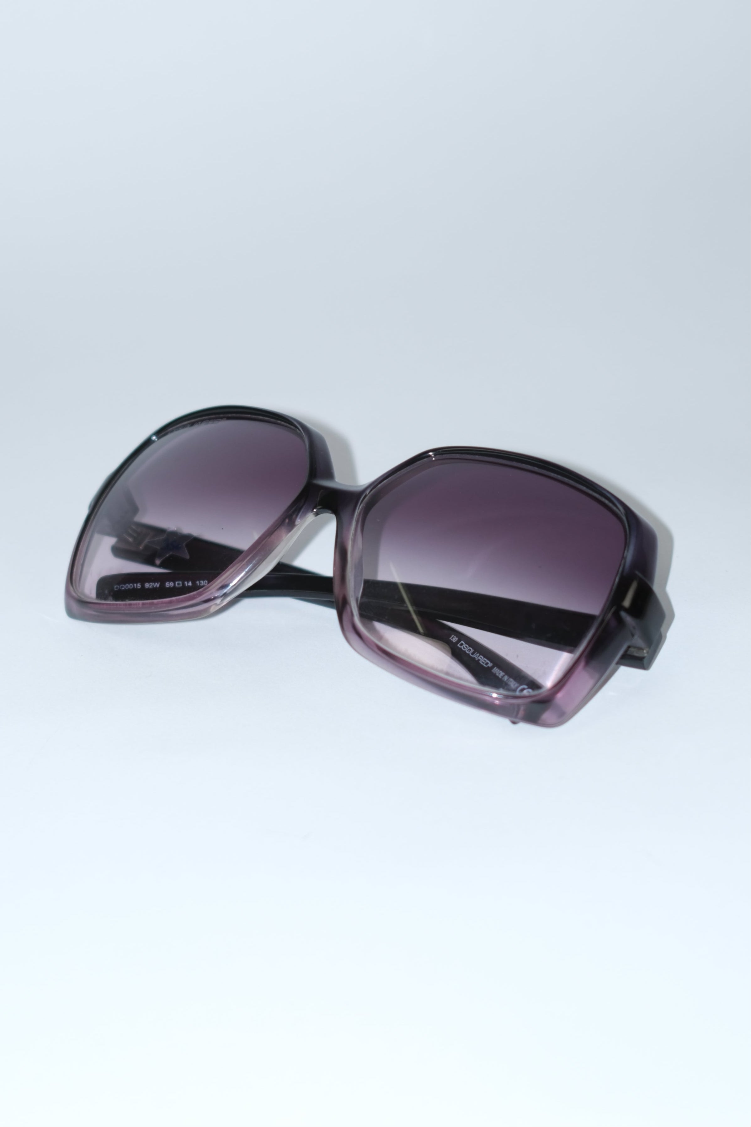 DSQUARED2 OVERSIZED SQUARE SHADES OF PURPLE SUNGLASSES