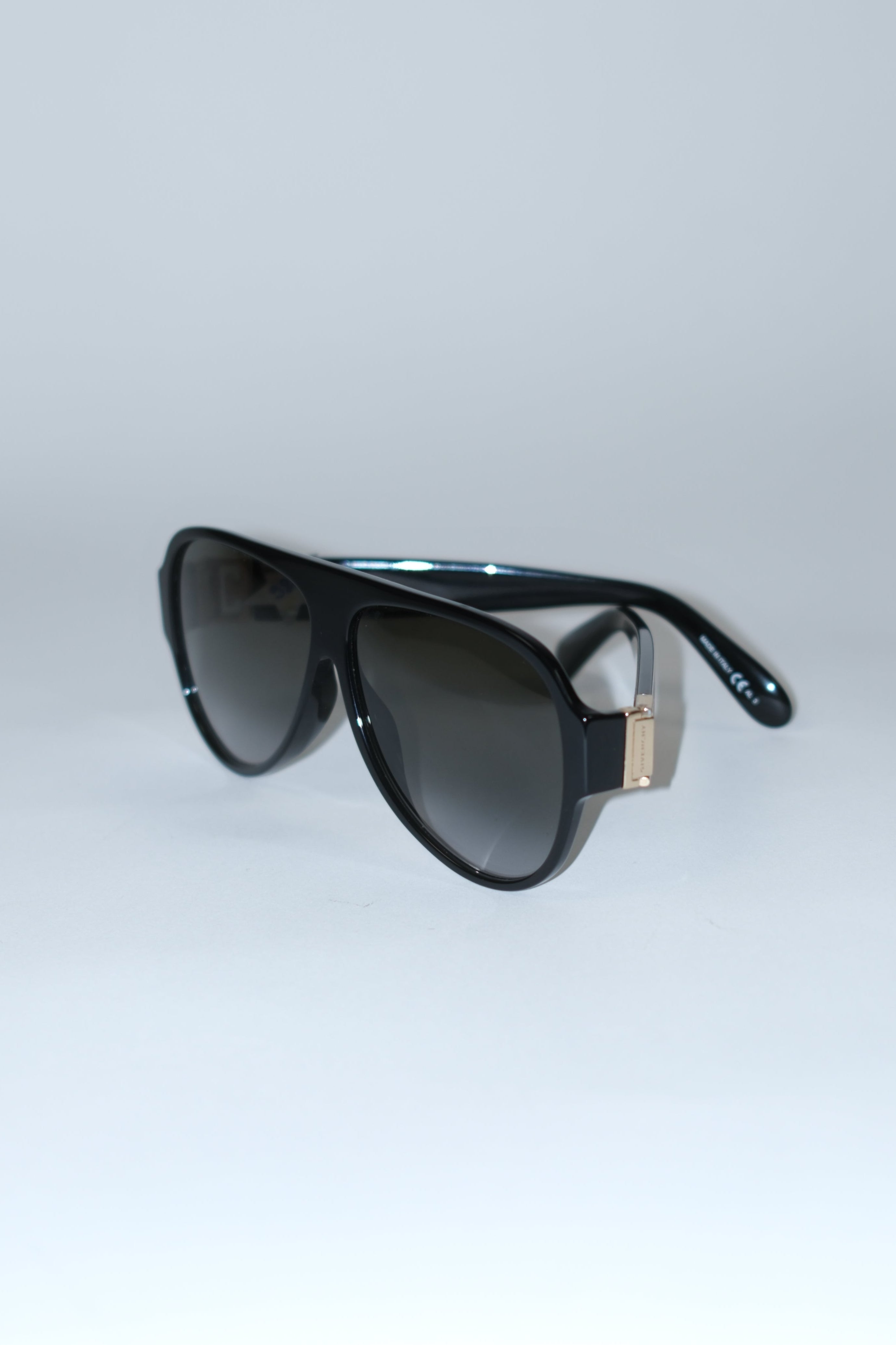 GIVENCHY BLACK AVIATOR SUNGLASSES WITH GOLD TONE HARDWARE