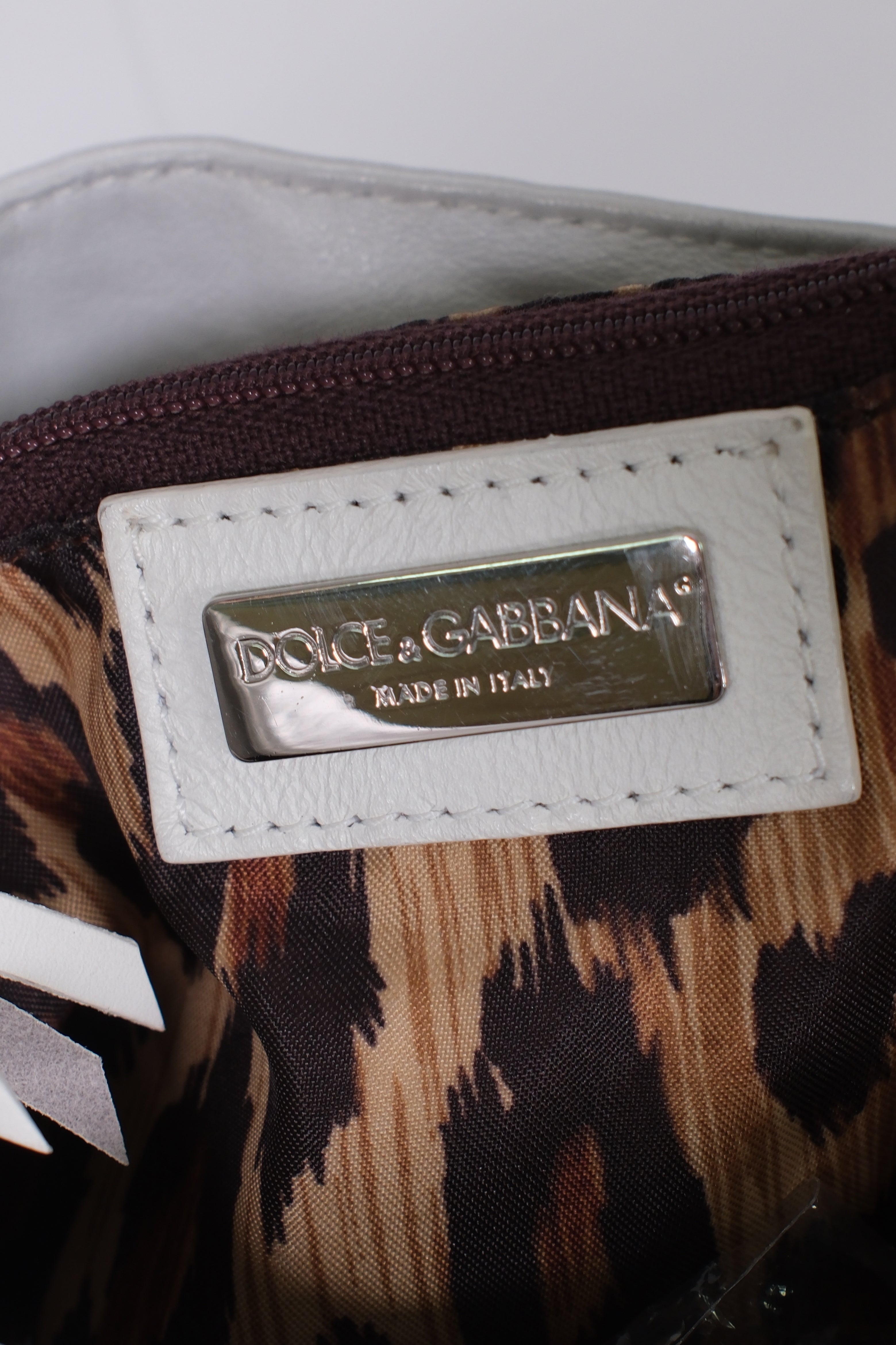Dolce & Gabbana White Leather Shoulder Bag with Leopard-Print Lining