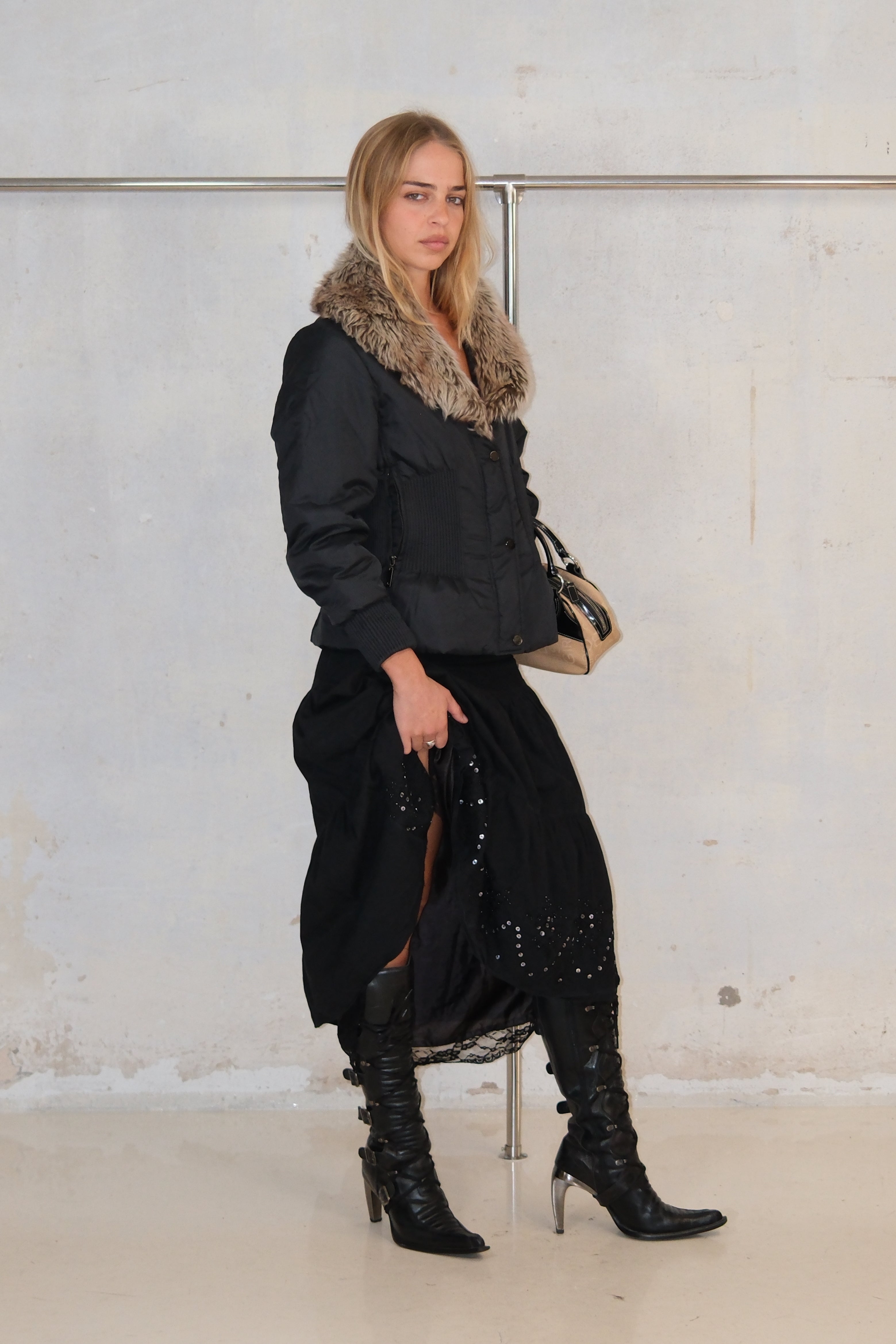 PUFFER COAT WITH FAUX FUR COLLAR