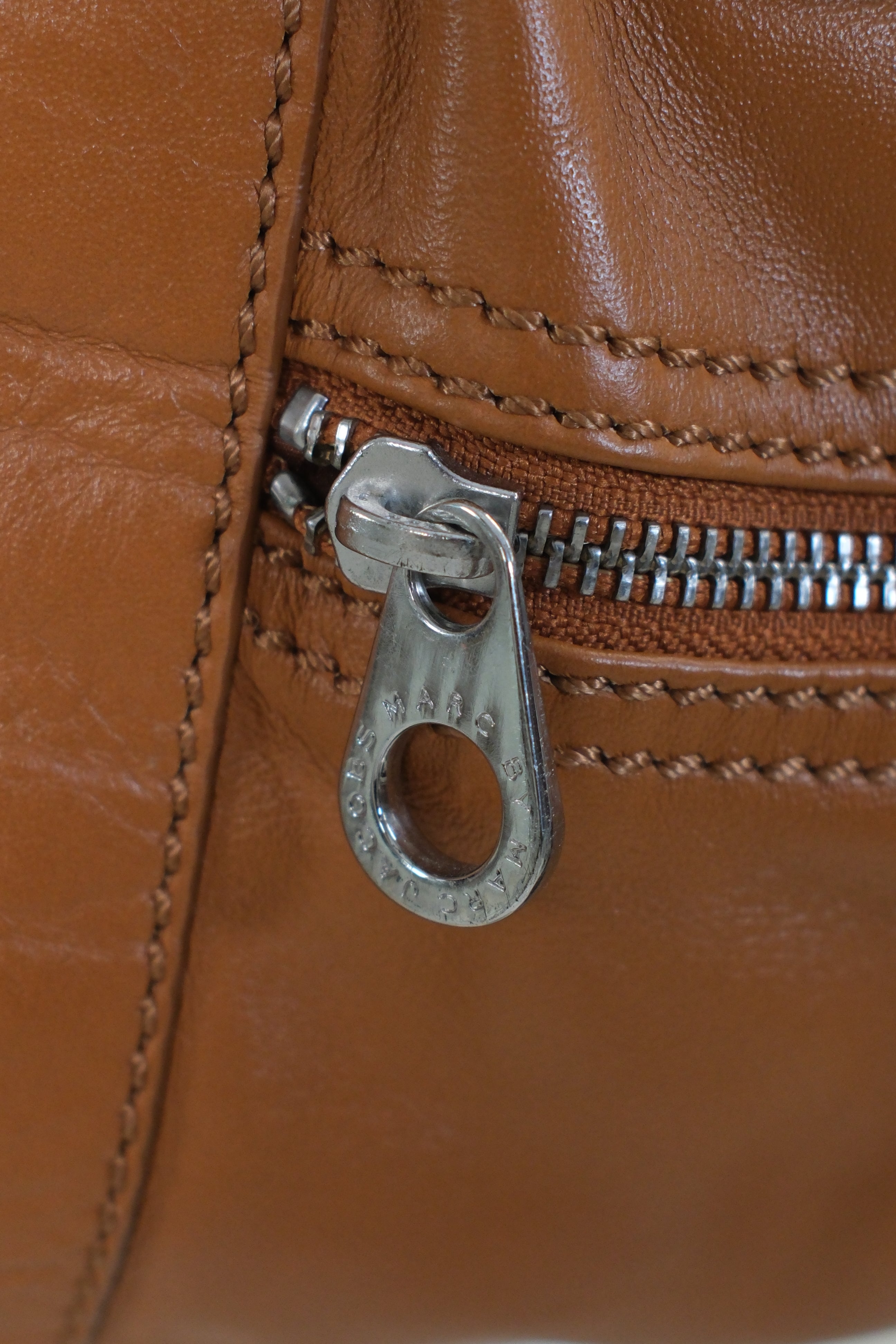 Marc Jacobs Leather Bag in Camel Brown