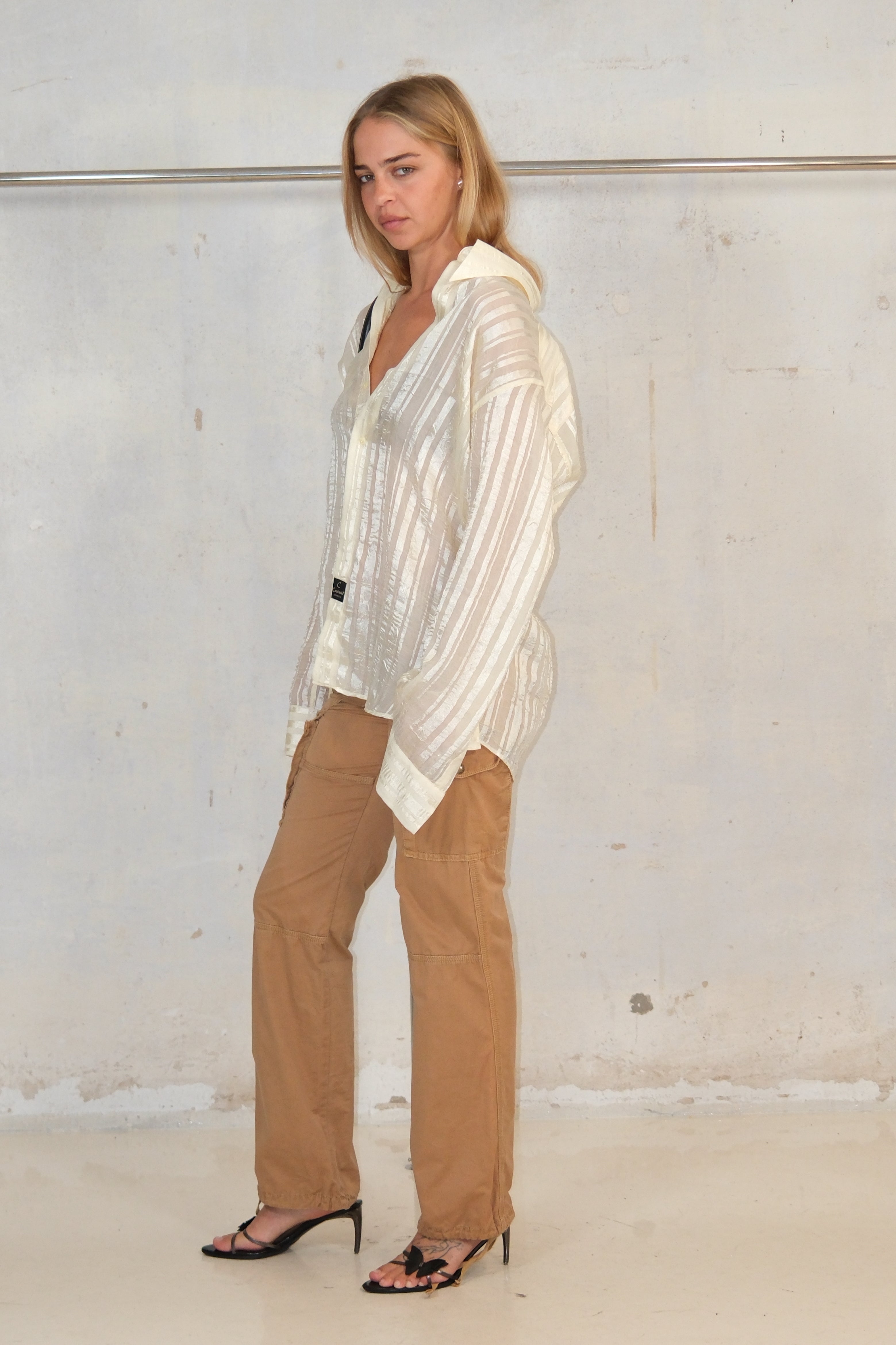 LOW RISE LIGHT BROWN CARGO PANTS 37-38