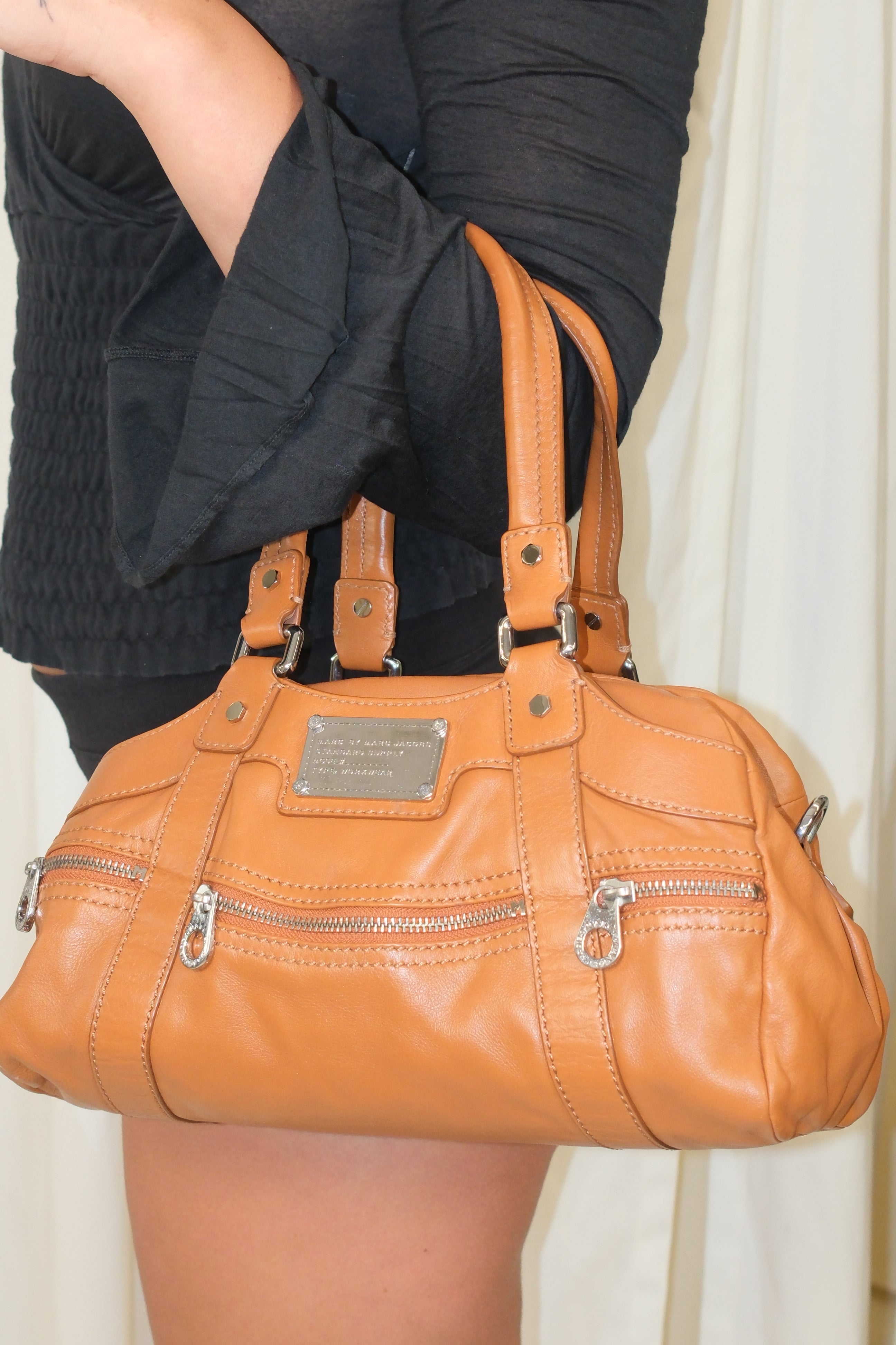 Marc Jacobs Leather Bag in Camel Brown