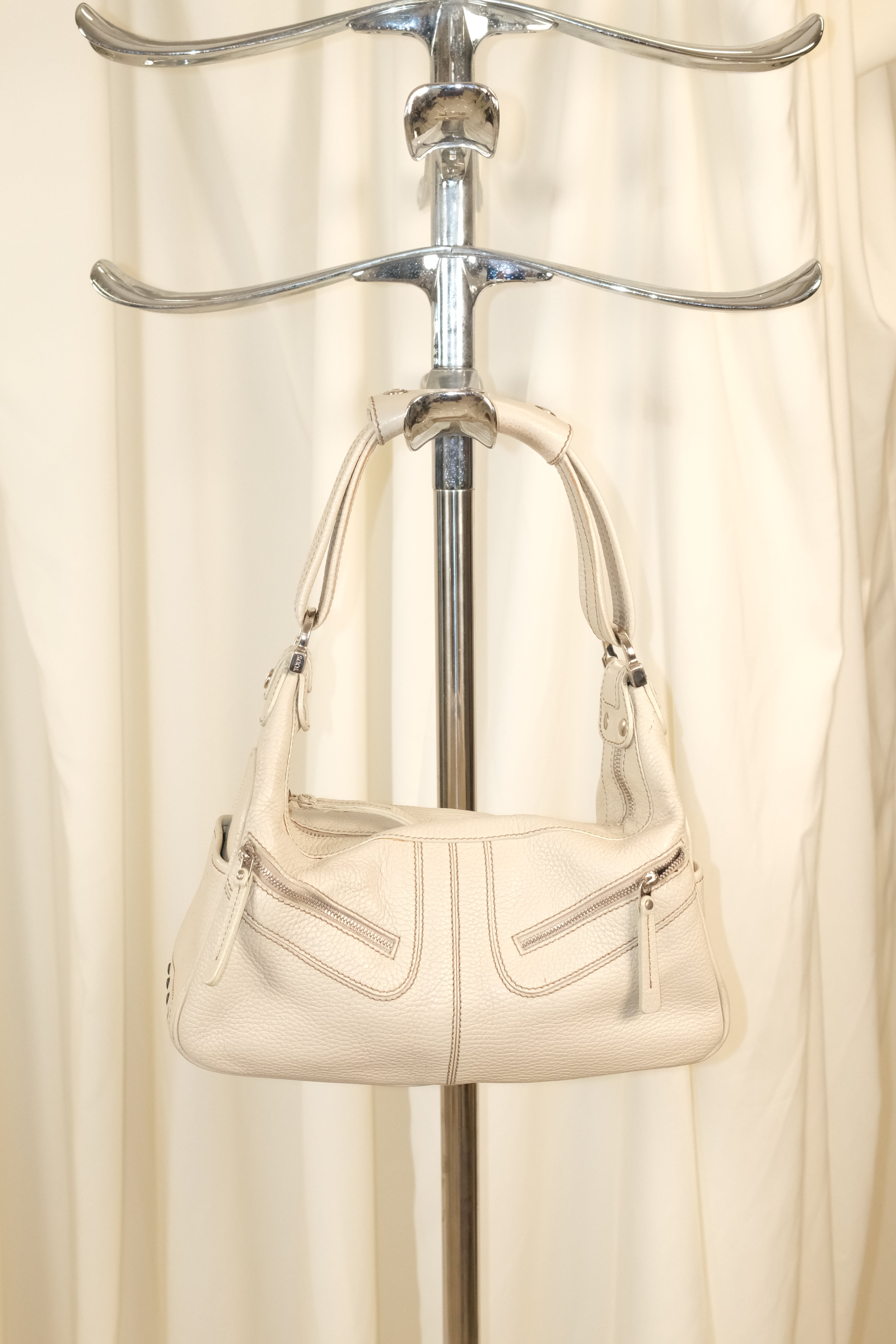 Tod’s Small Sporty Cream Leather Bag