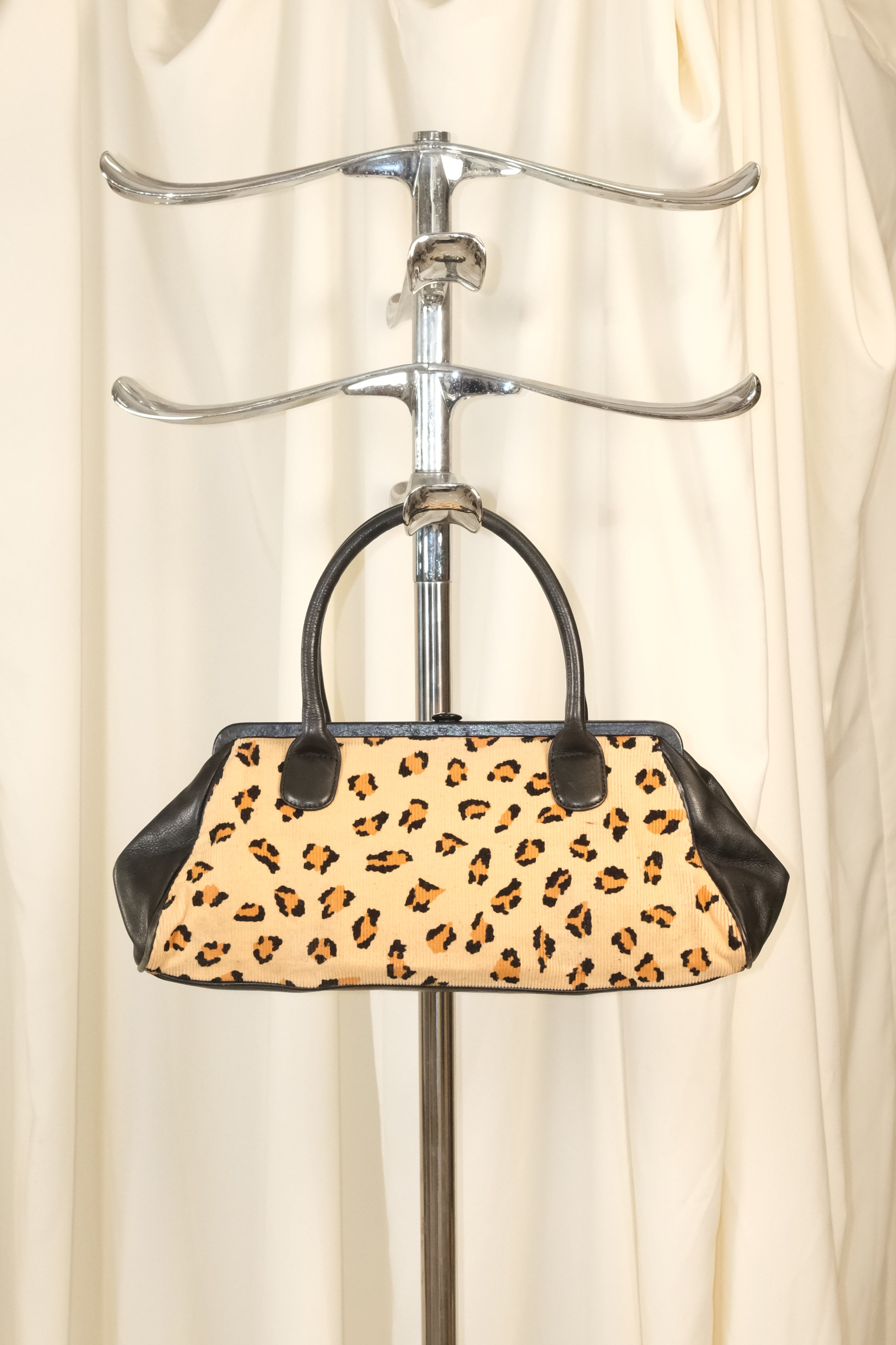 Marc Jacobs Leopard Printed Corduroy & black Leather Bag with clutch closer