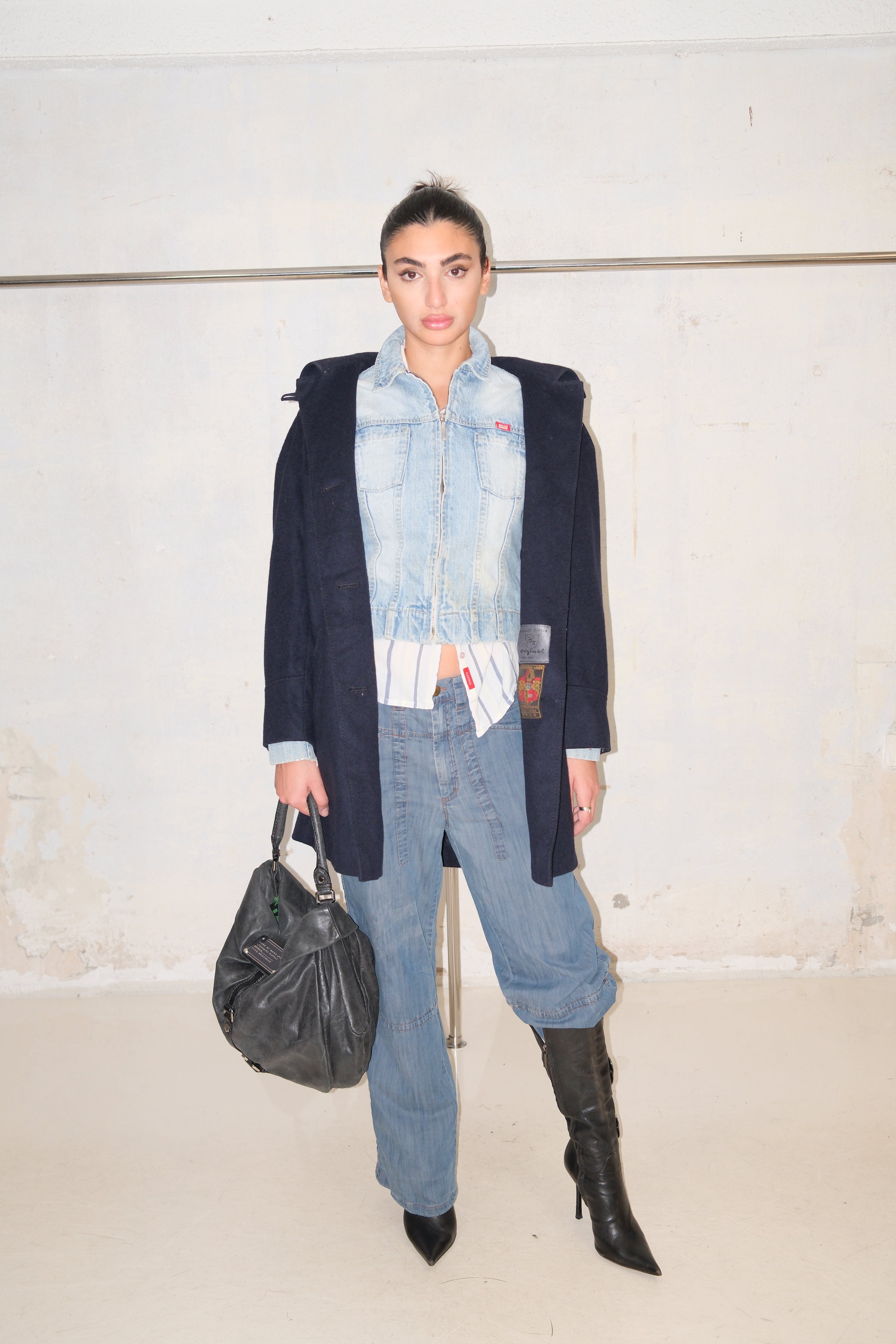 NAVY WOOL TAILORED COAT