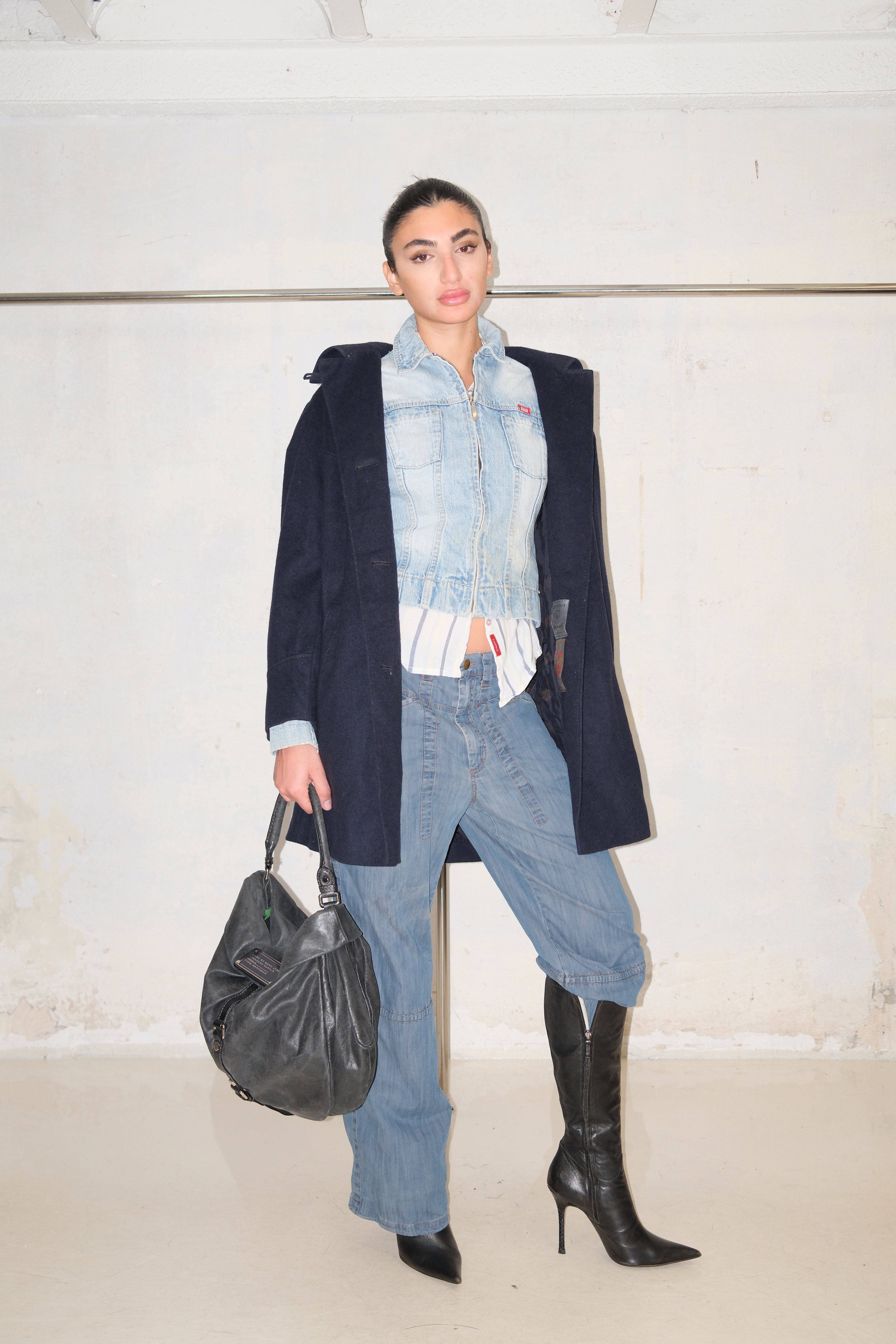 NAVY WOOL TAILORED COAT