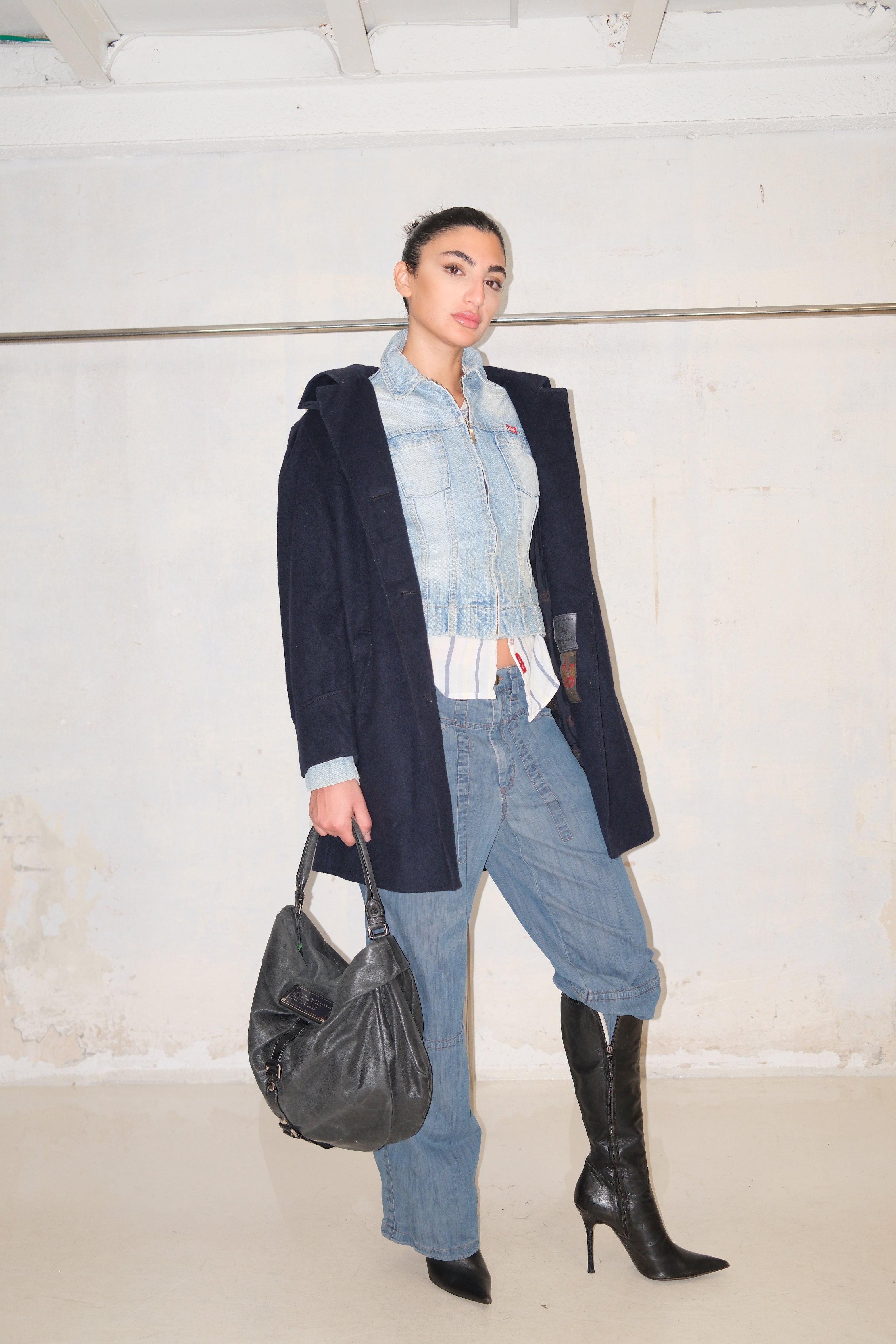 NAVY WOOL TAILORED COAT
