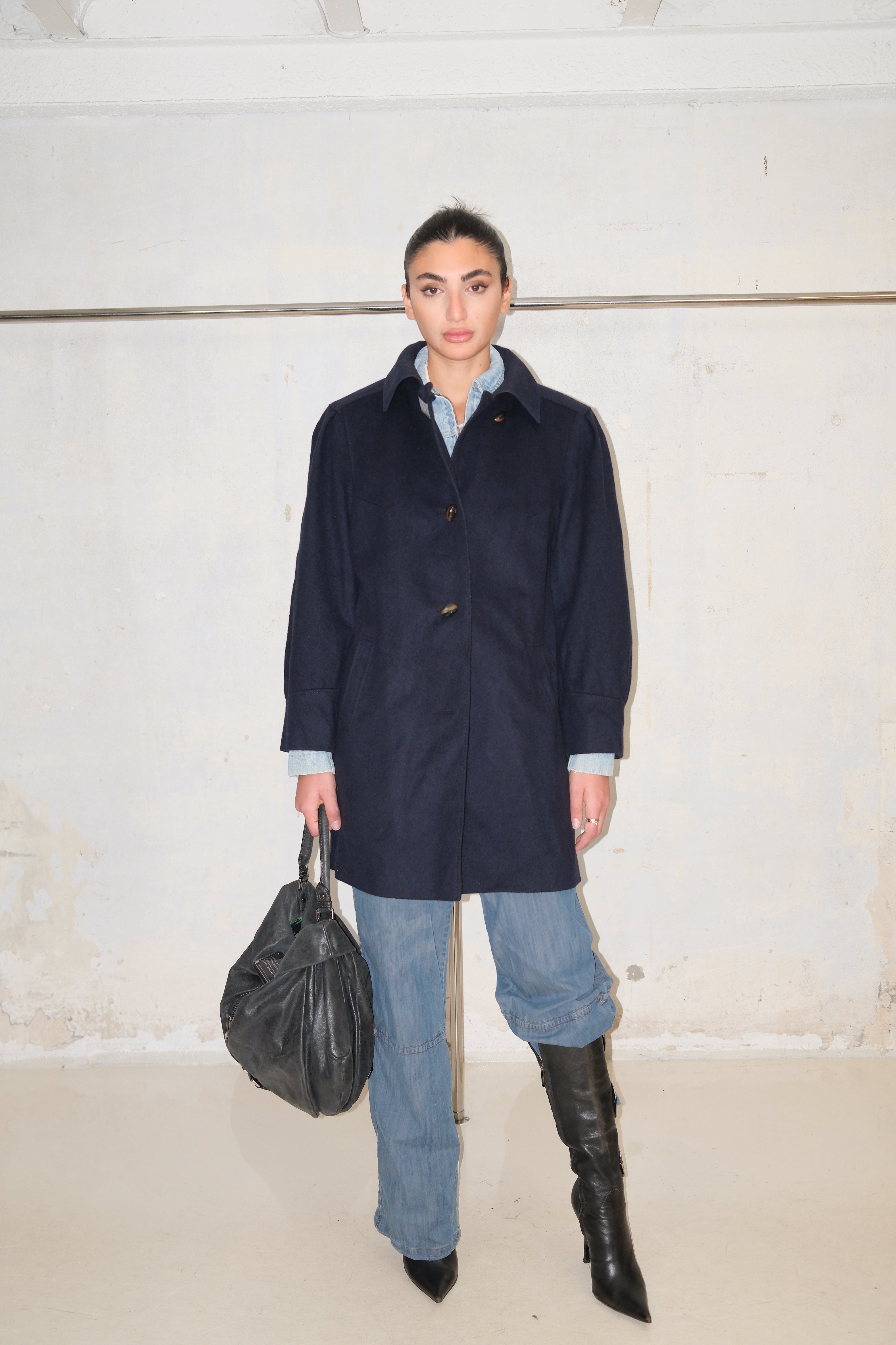 NAVY WOOL TAILORED COAT