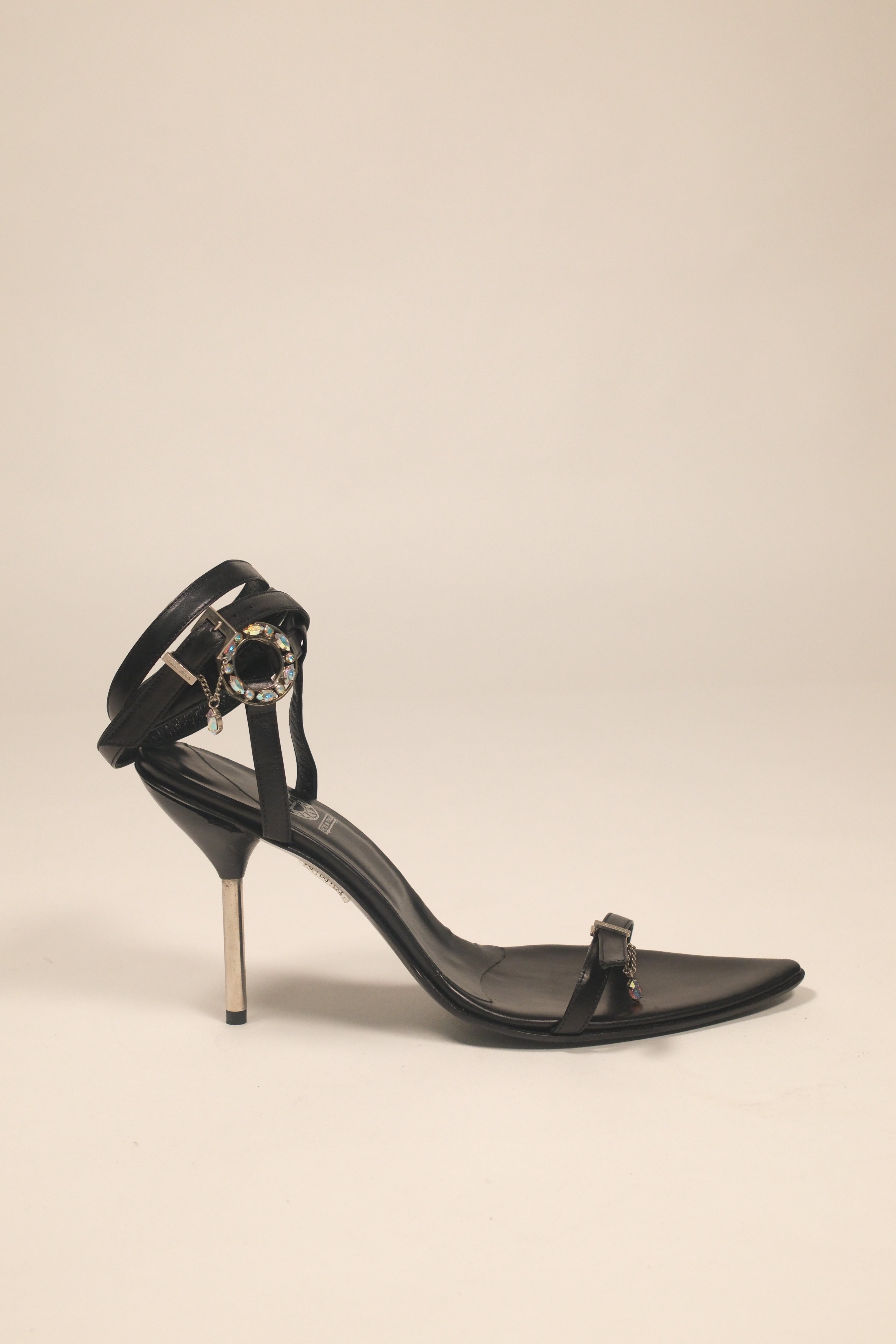 Gianni Bravo Black Heeled Shoes With Details Size 40