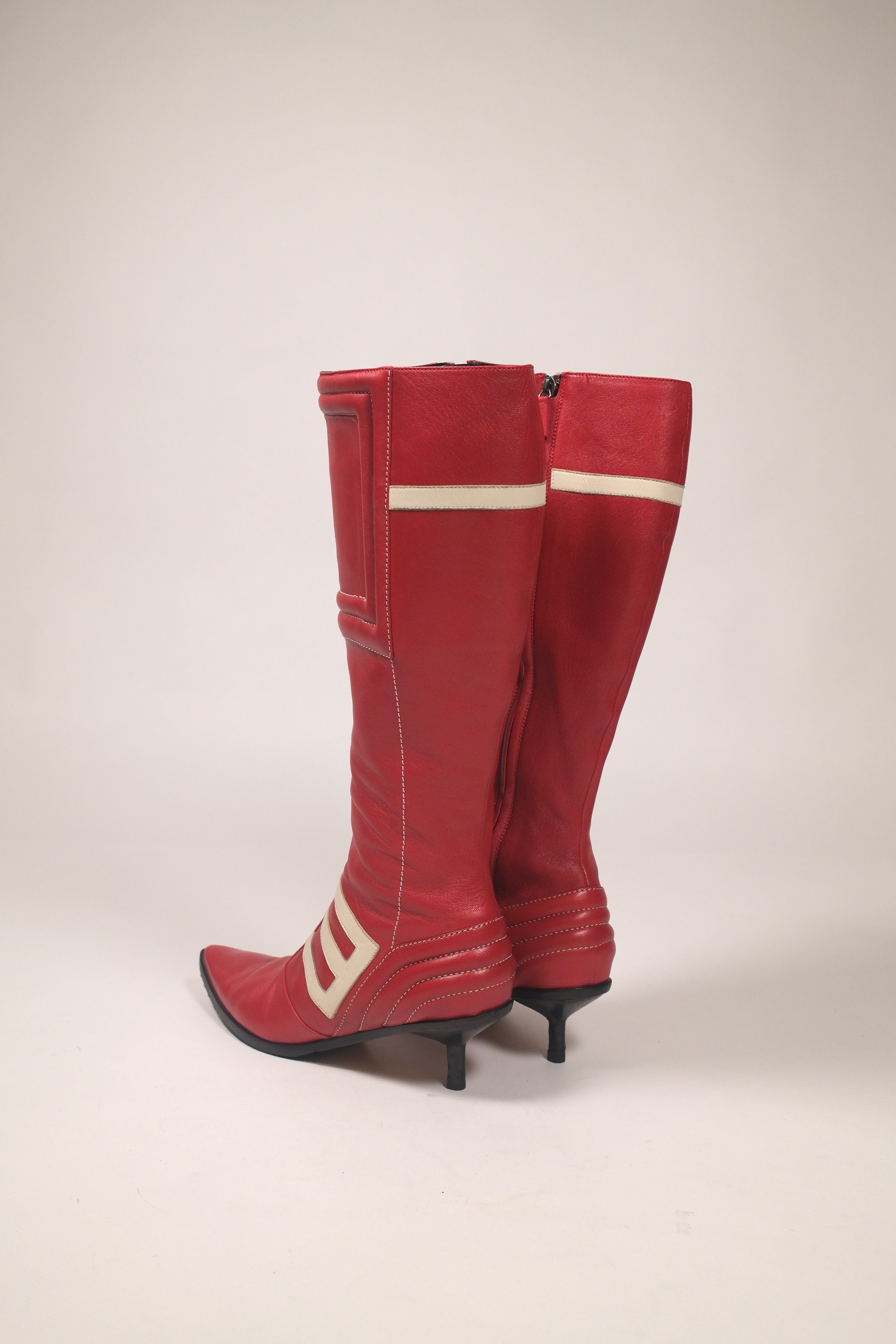 *Very Rare* Etro 2001 *runway piece* Red Leather Knee-High Boots Size 39