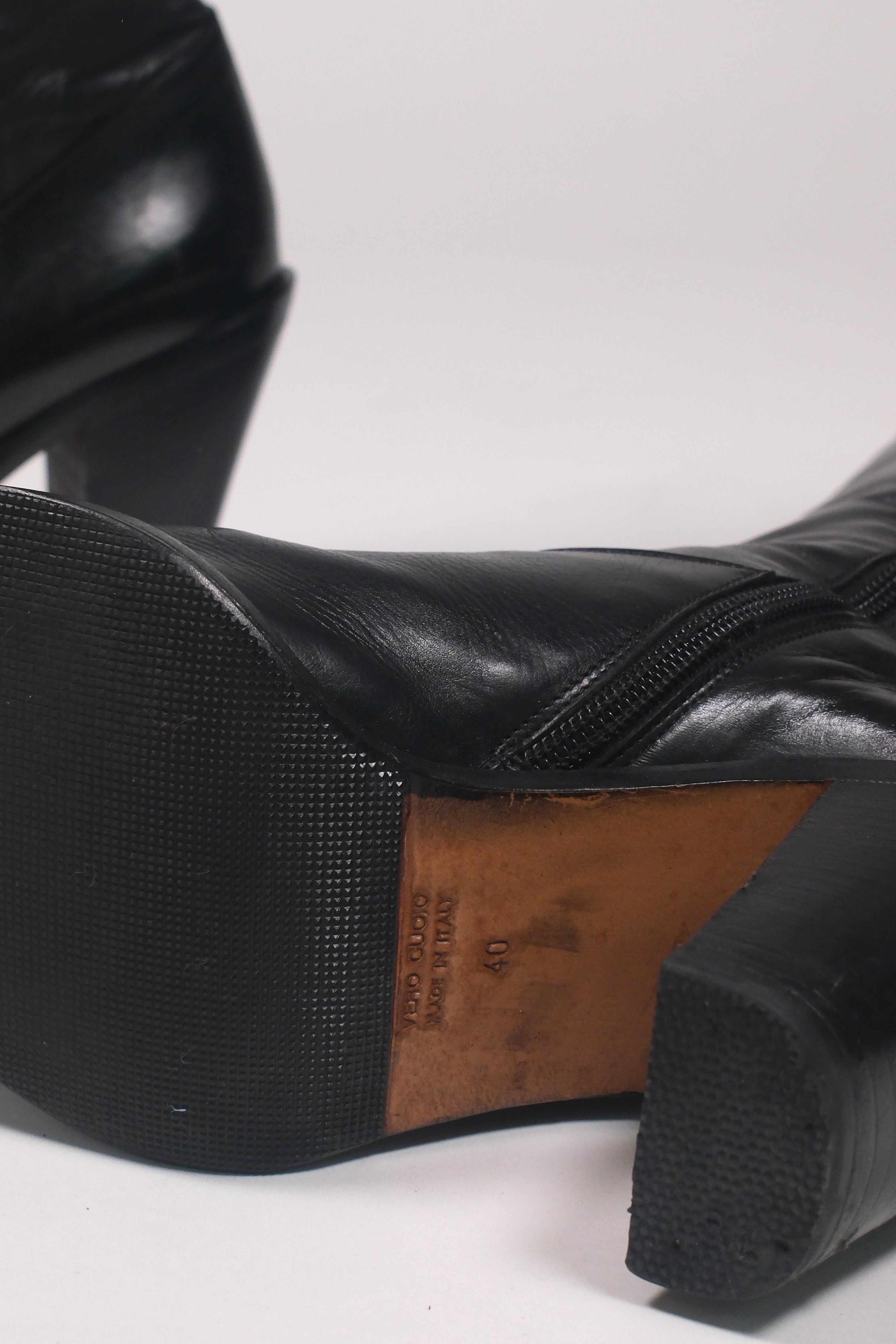 Italian Leather Black Pointed-Toe Boots Size 40