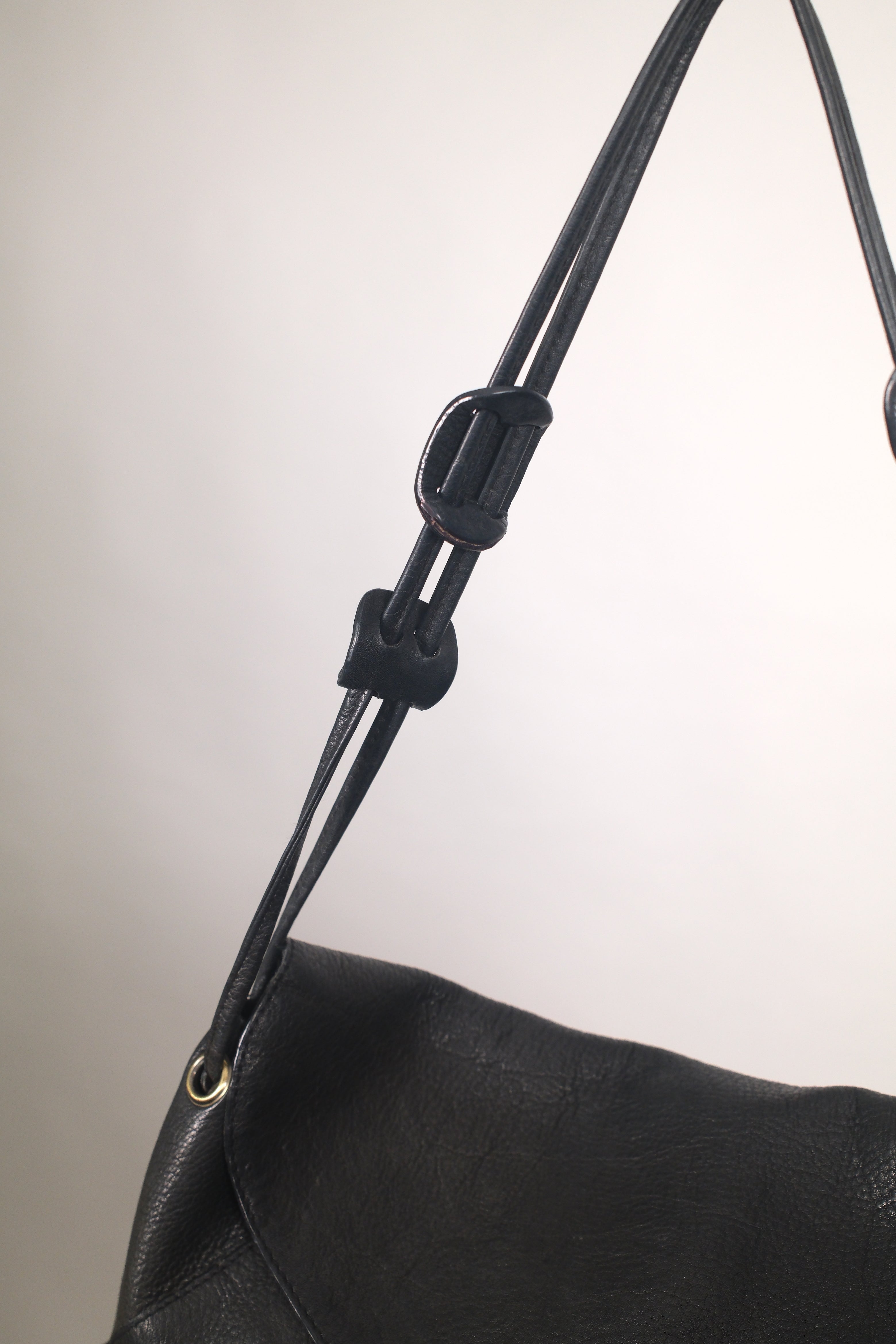 Sisley Black Leather Shoulder Bag With Strap Details
