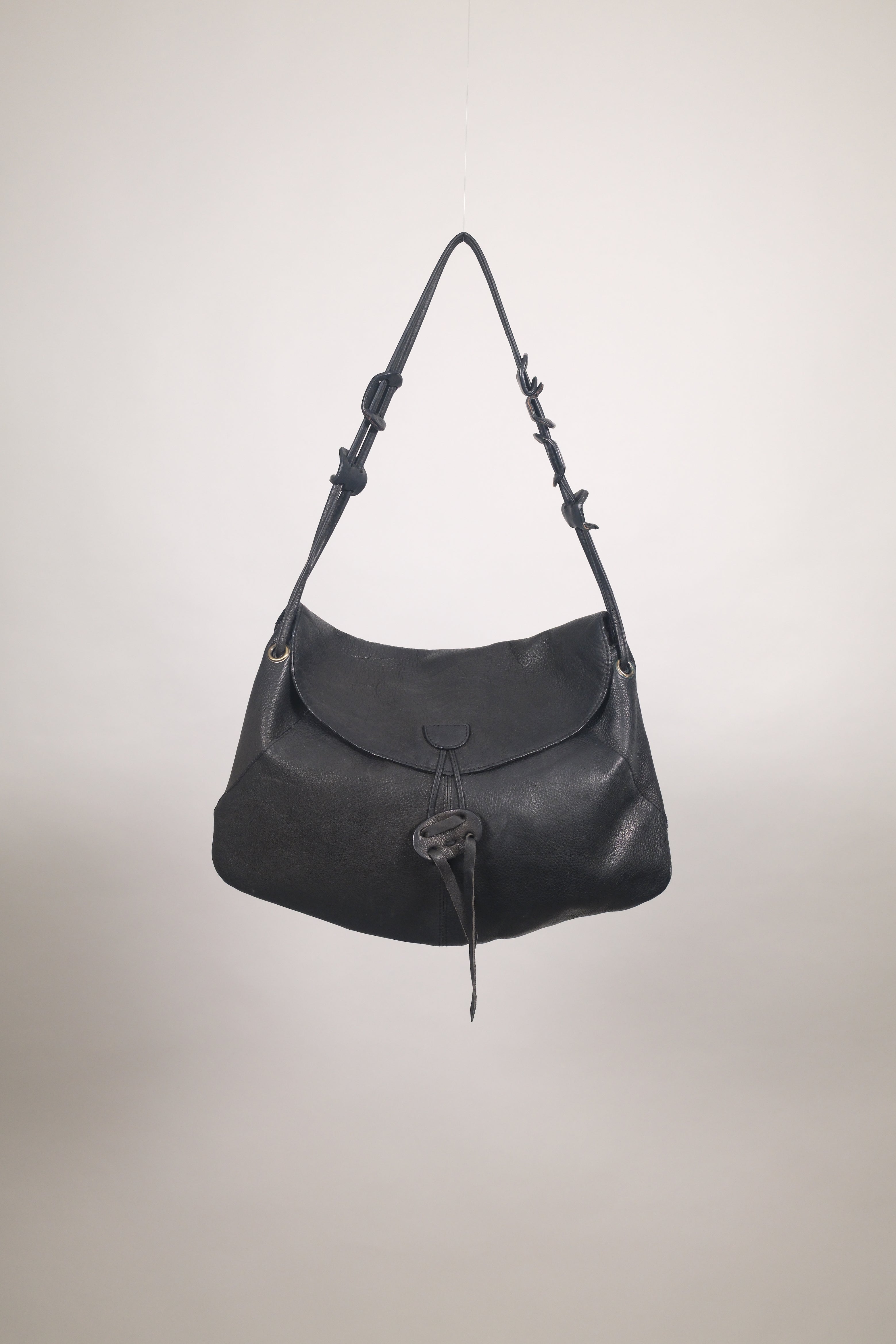 Sisley Black Leather Shoulder Bag With Strap Details