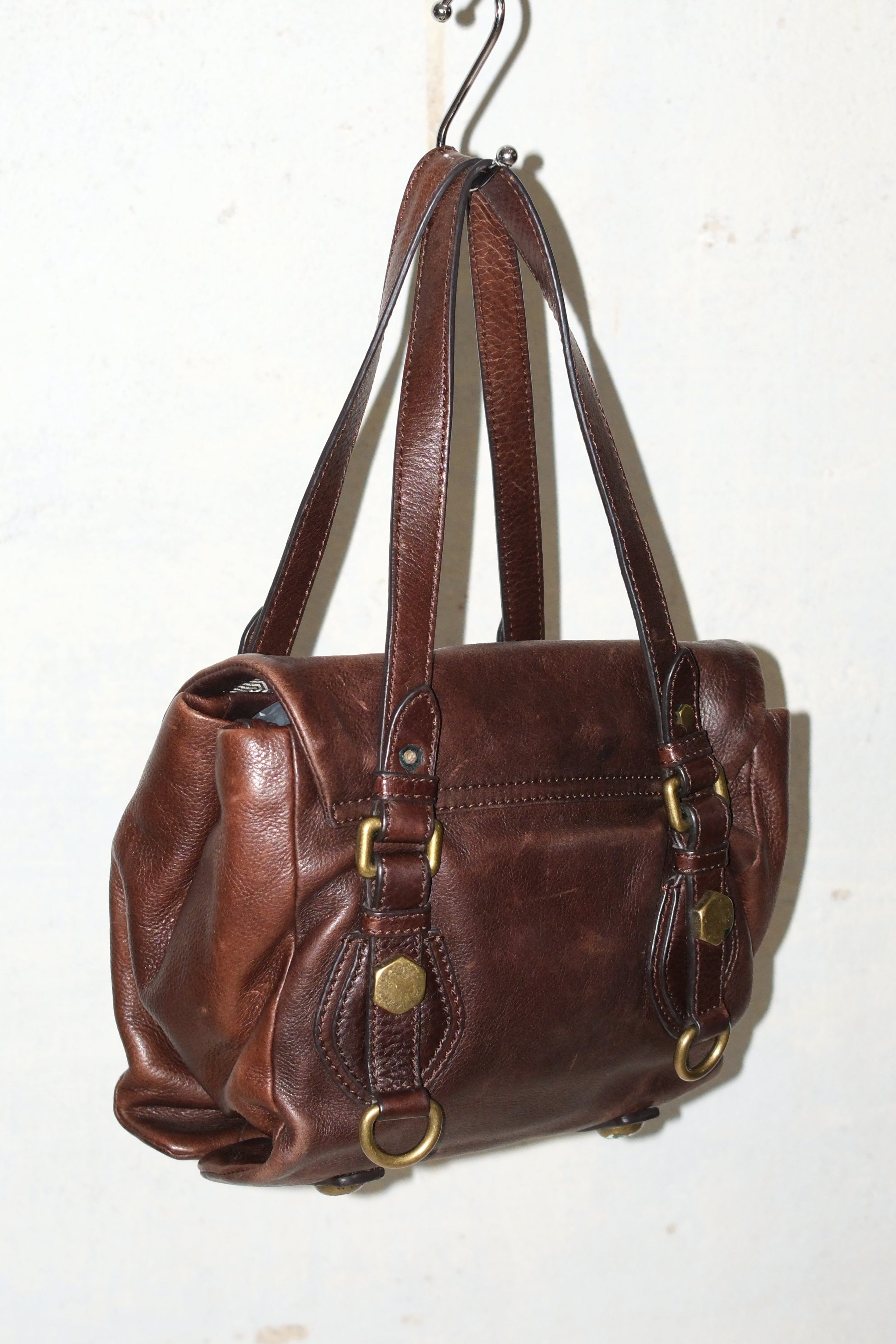 MARC JACOBS BROWN DISTRESSED BOXY LEATHER BAG