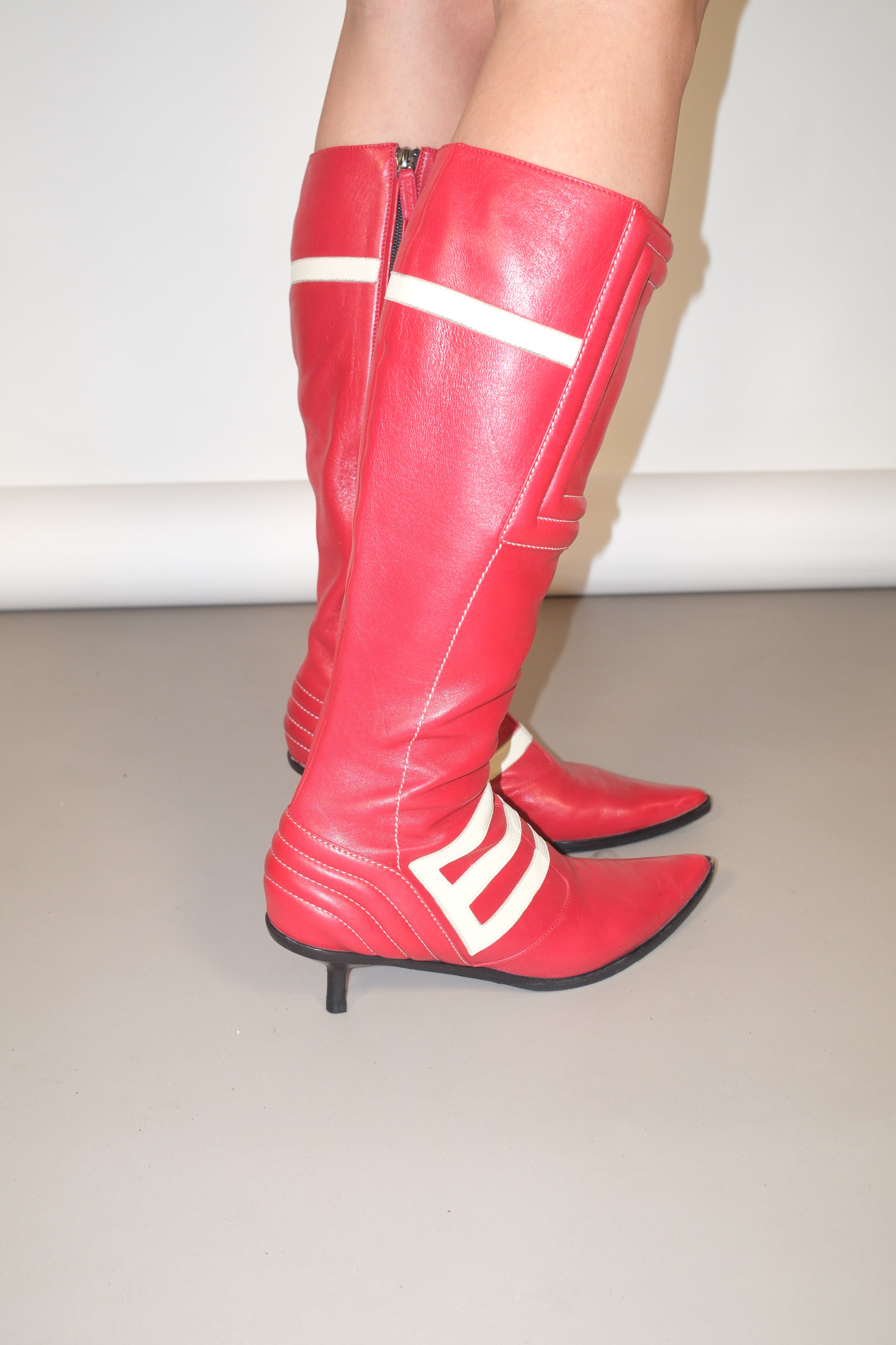 *Very Rare* Etro 2001 *runway piece* Red Leather Knee-High Boots Size 39