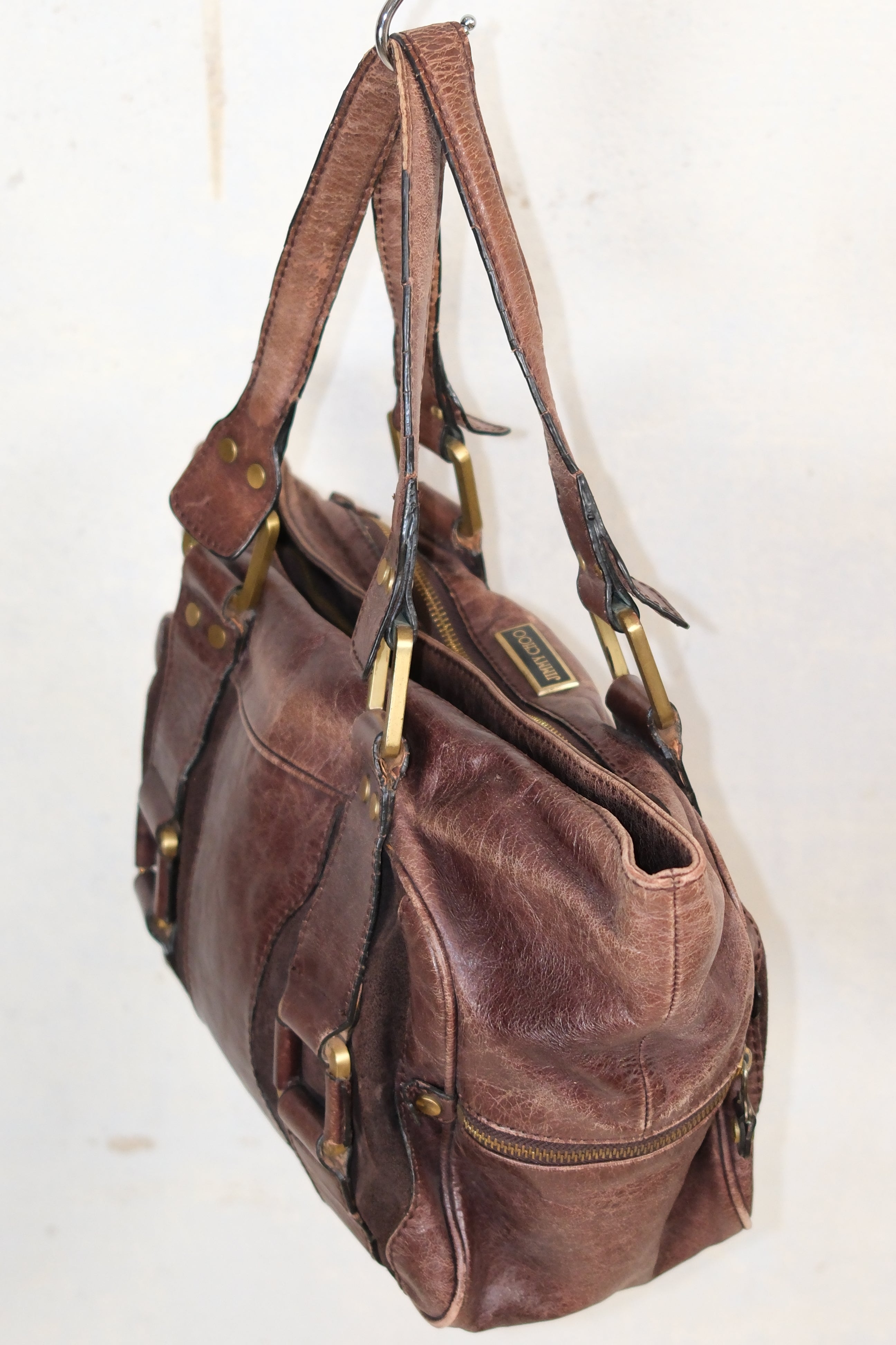 JIMMY CHOO GRUNGY BAG IN DISTRESSED BROWN LEATHER