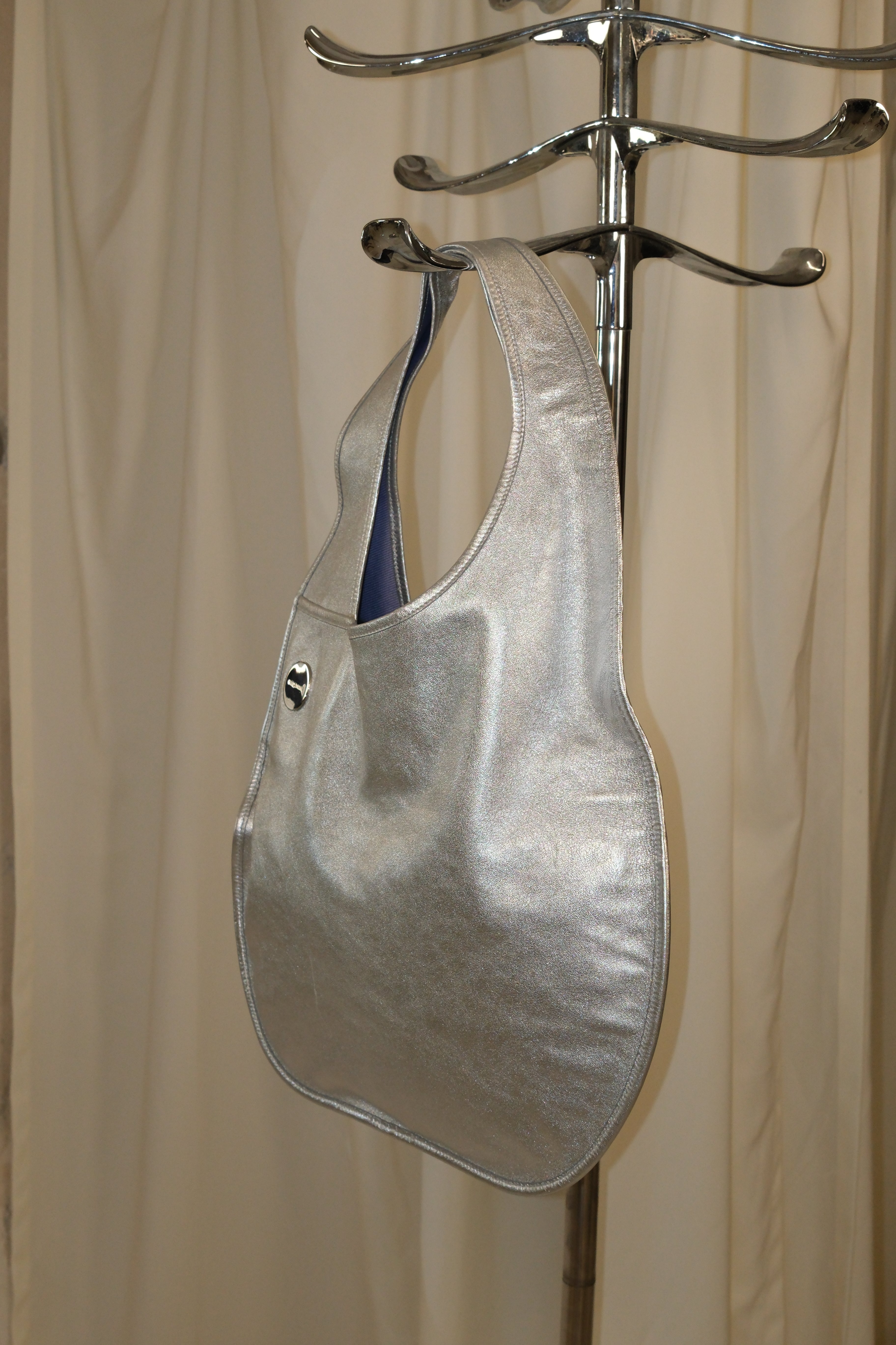 Sergio Rossi Silver Asymmetric Leather Shoulder Bag