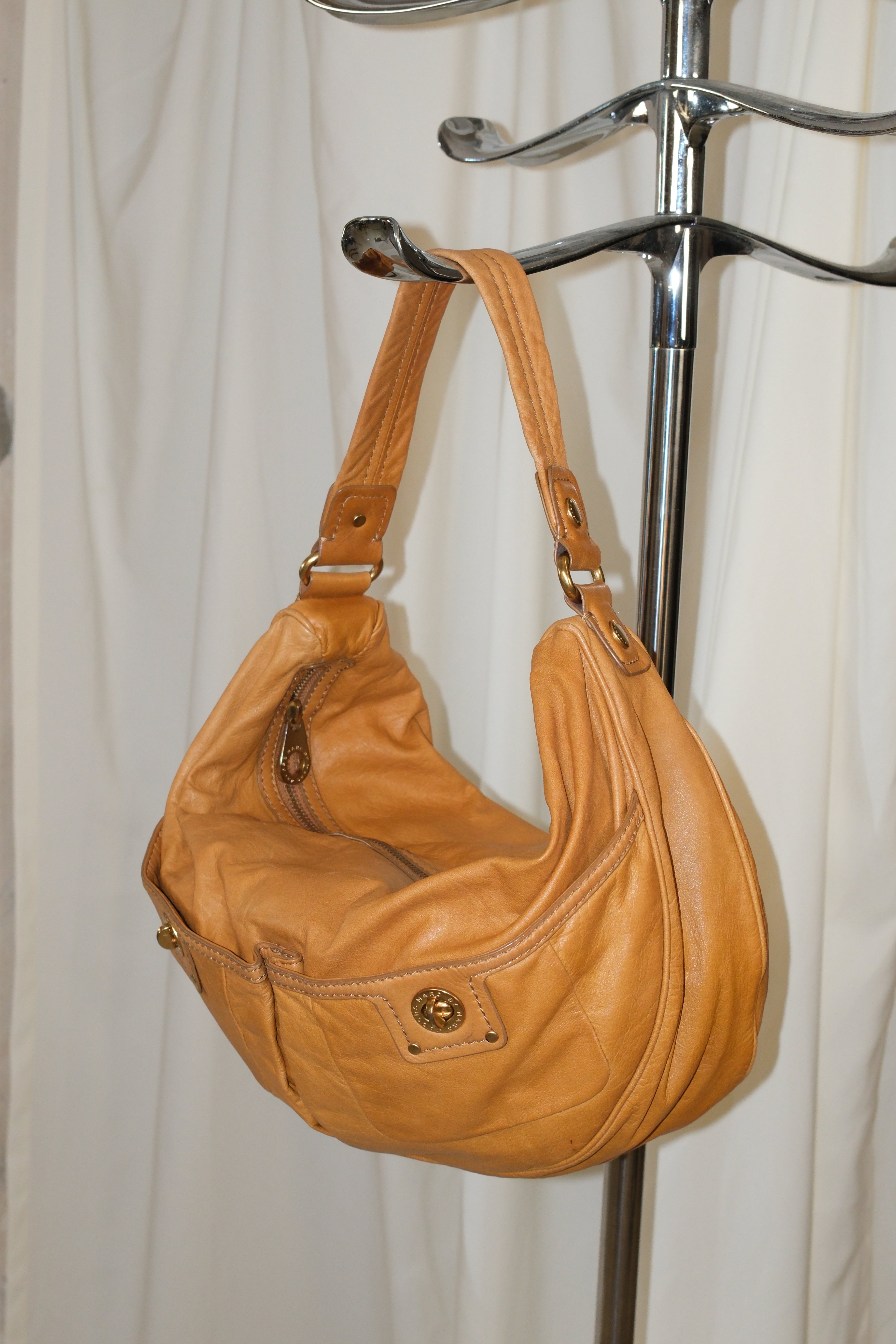 Marc Jacobs Camel Leather Shoulder Bag in Moon Shape