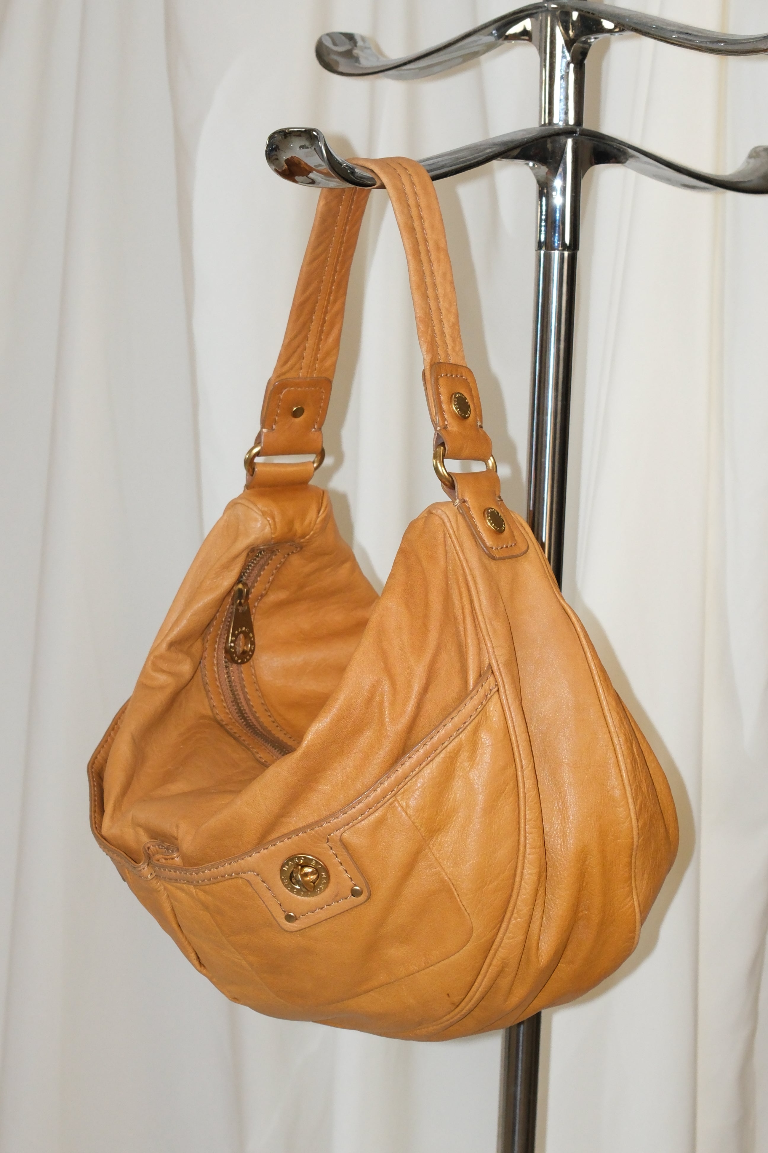 Marc Jacobs Camel Leather Shoulder Bag in Moon Shape