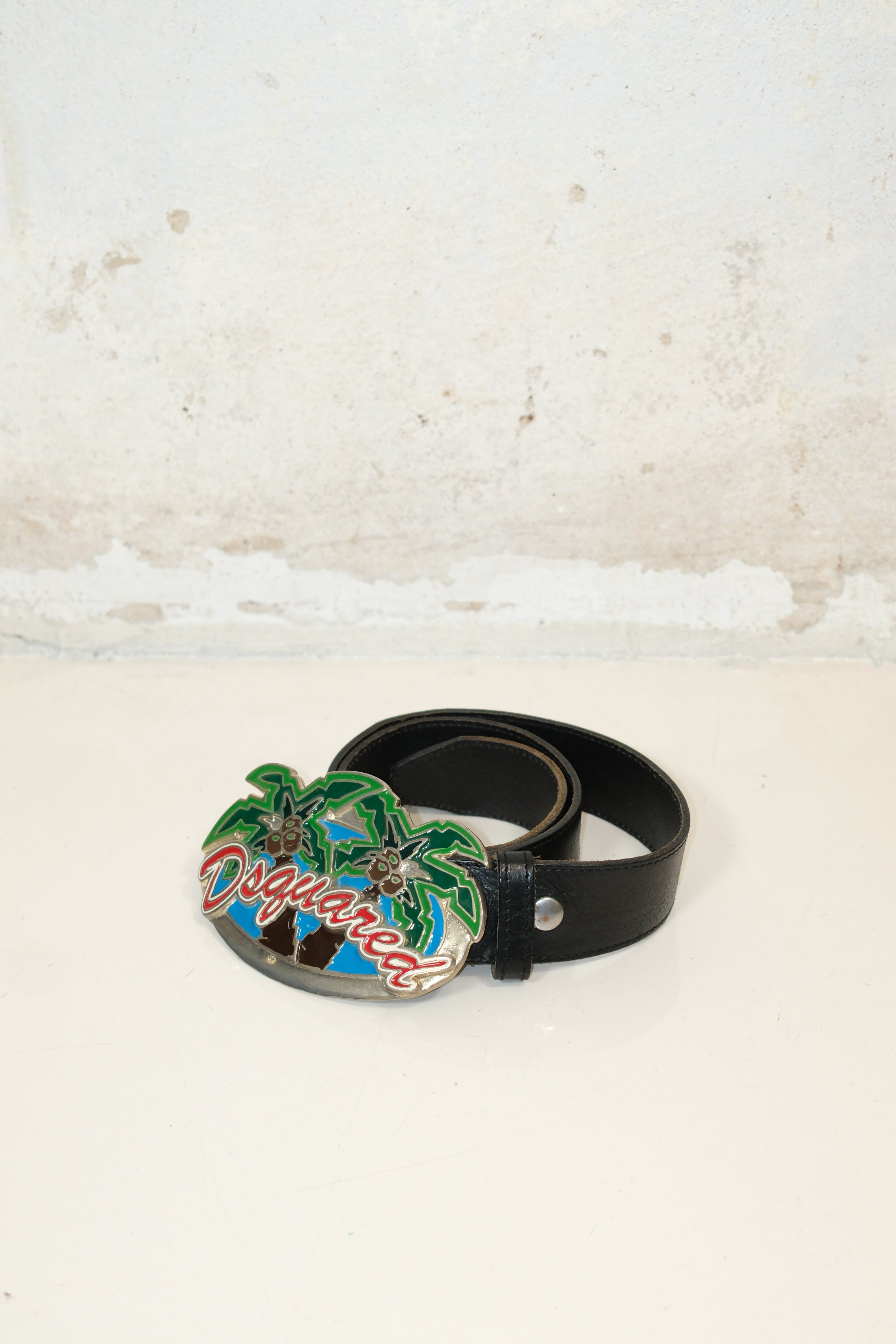 DSQUARED2 LEATHER BELT WITH OVERSIZED BUCKLE & COCONUT PALM DETAILS