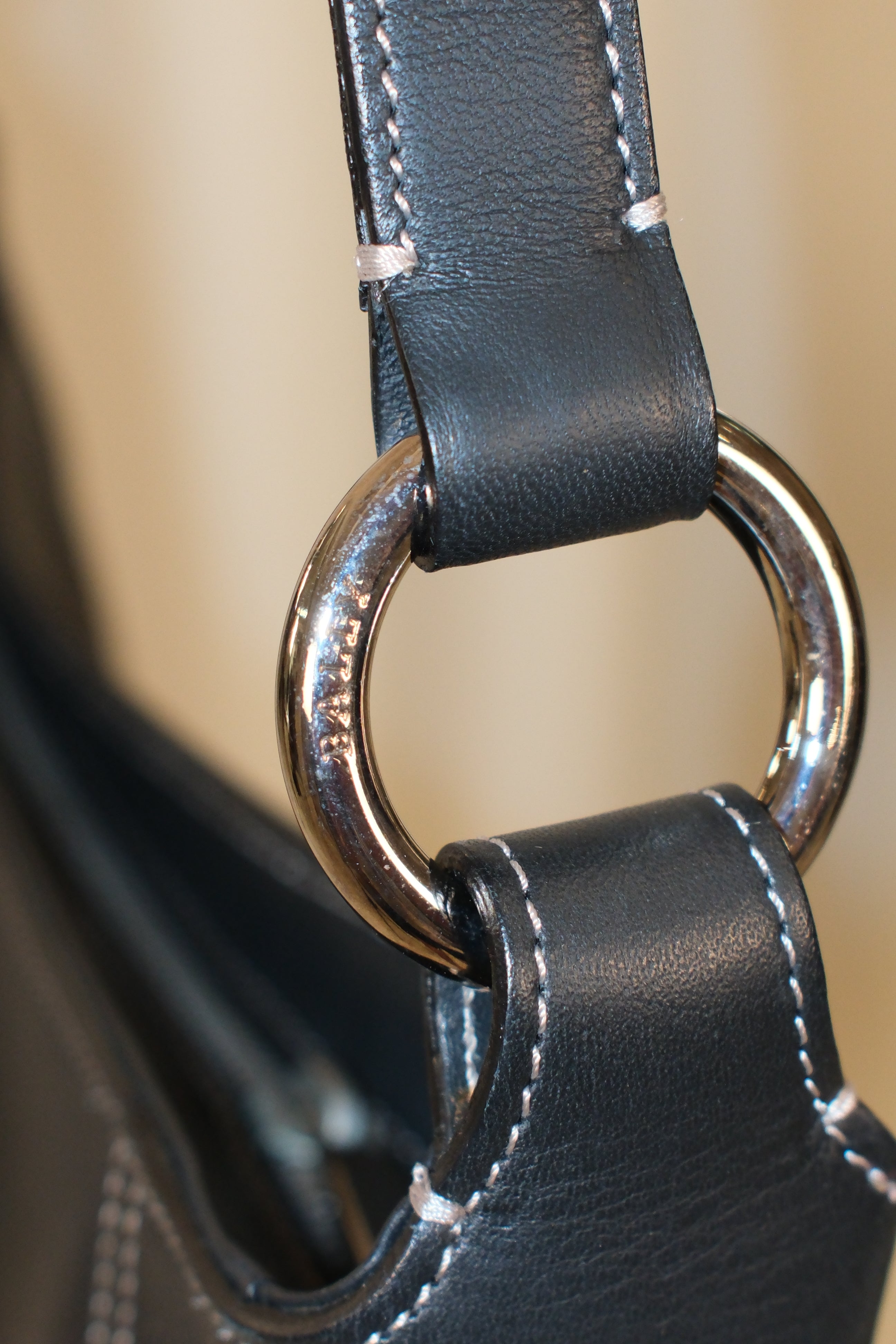 Bally black leather shoulder bag with adjustable straps