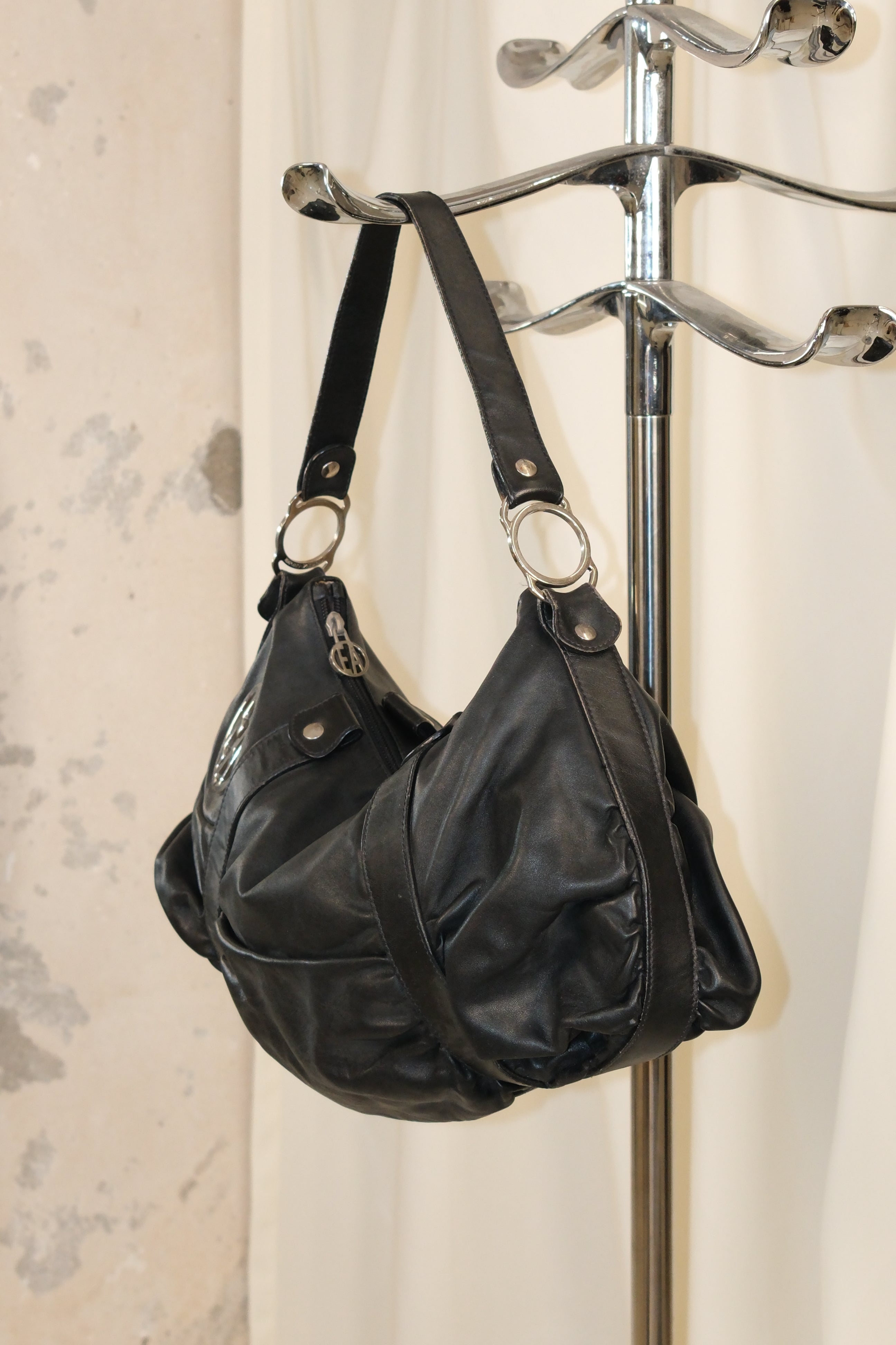 Armani Exchange  leather shoulder bag with EA metal logo